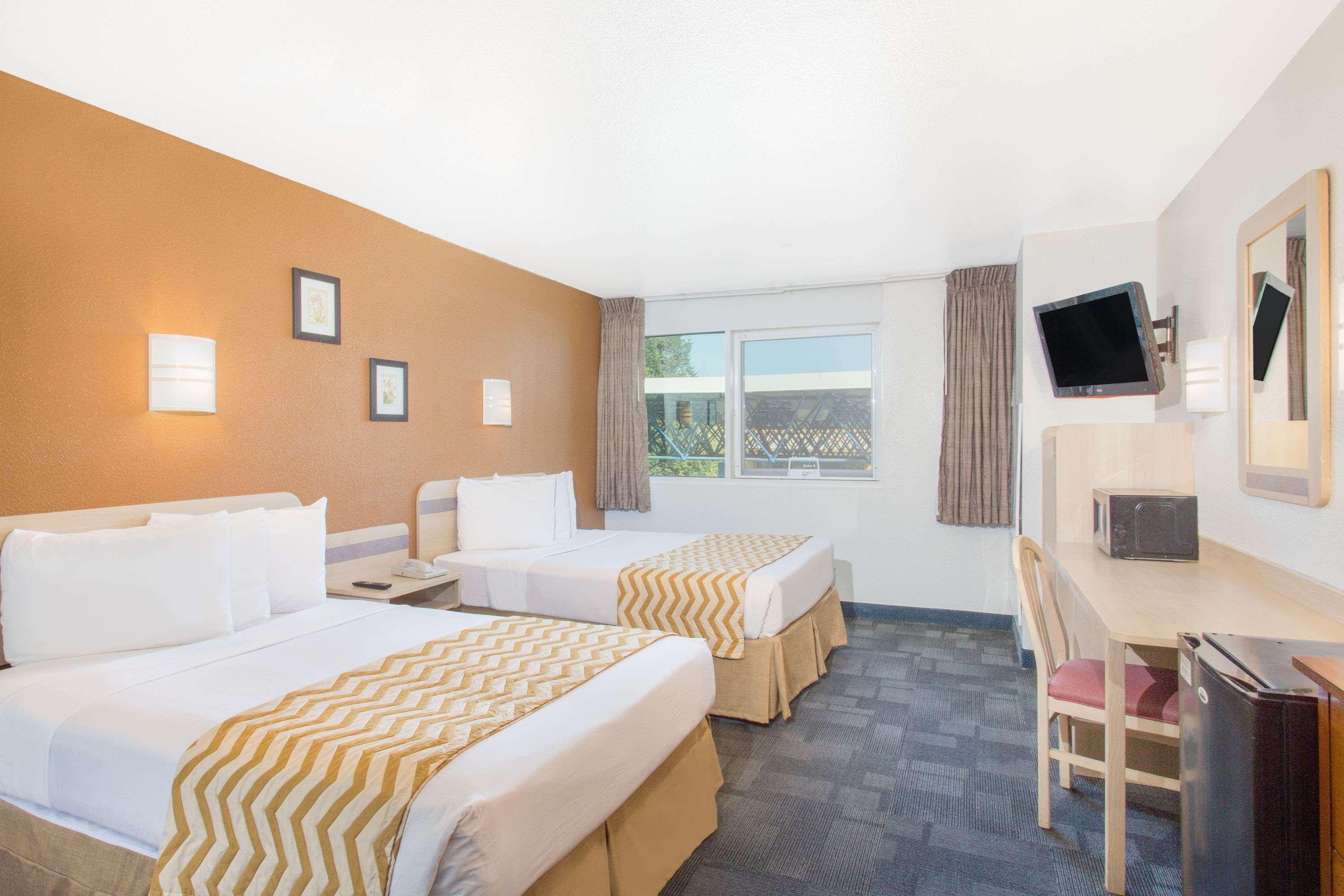 Travelodge Yuba City — photo 5