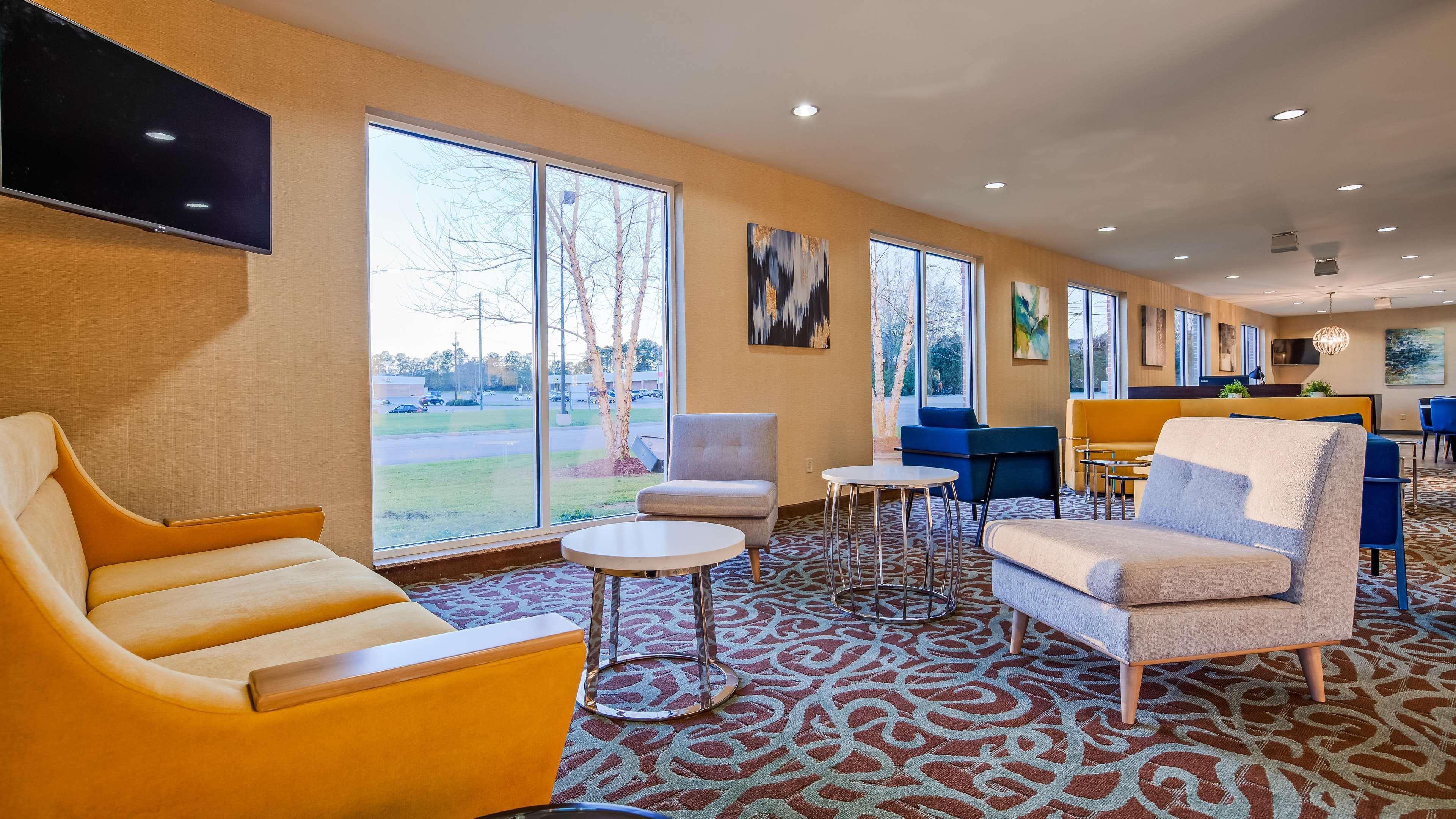 Best Western Dothan Inn & Suites — photo 4