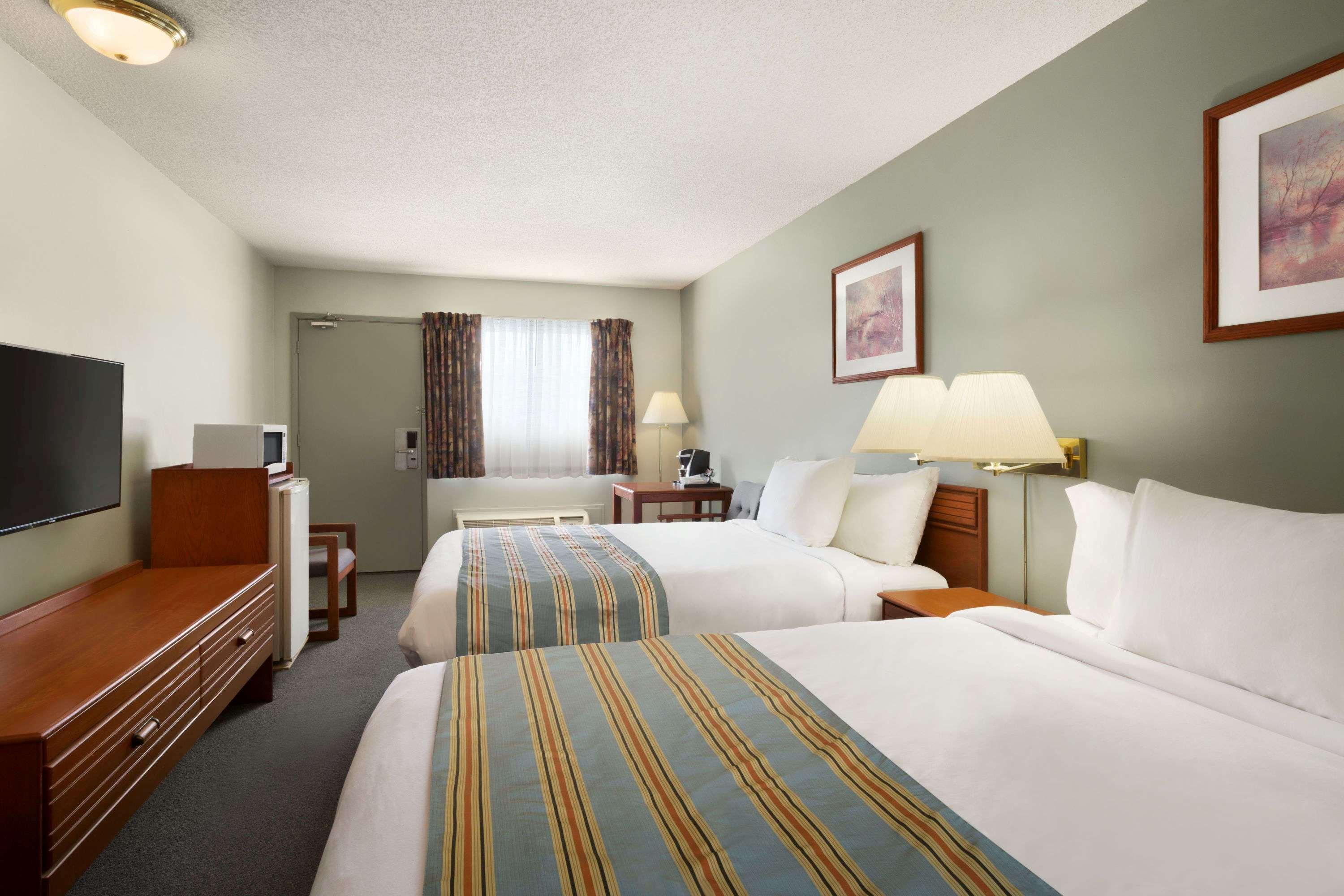 Travelodge Cranbrook — photo 5