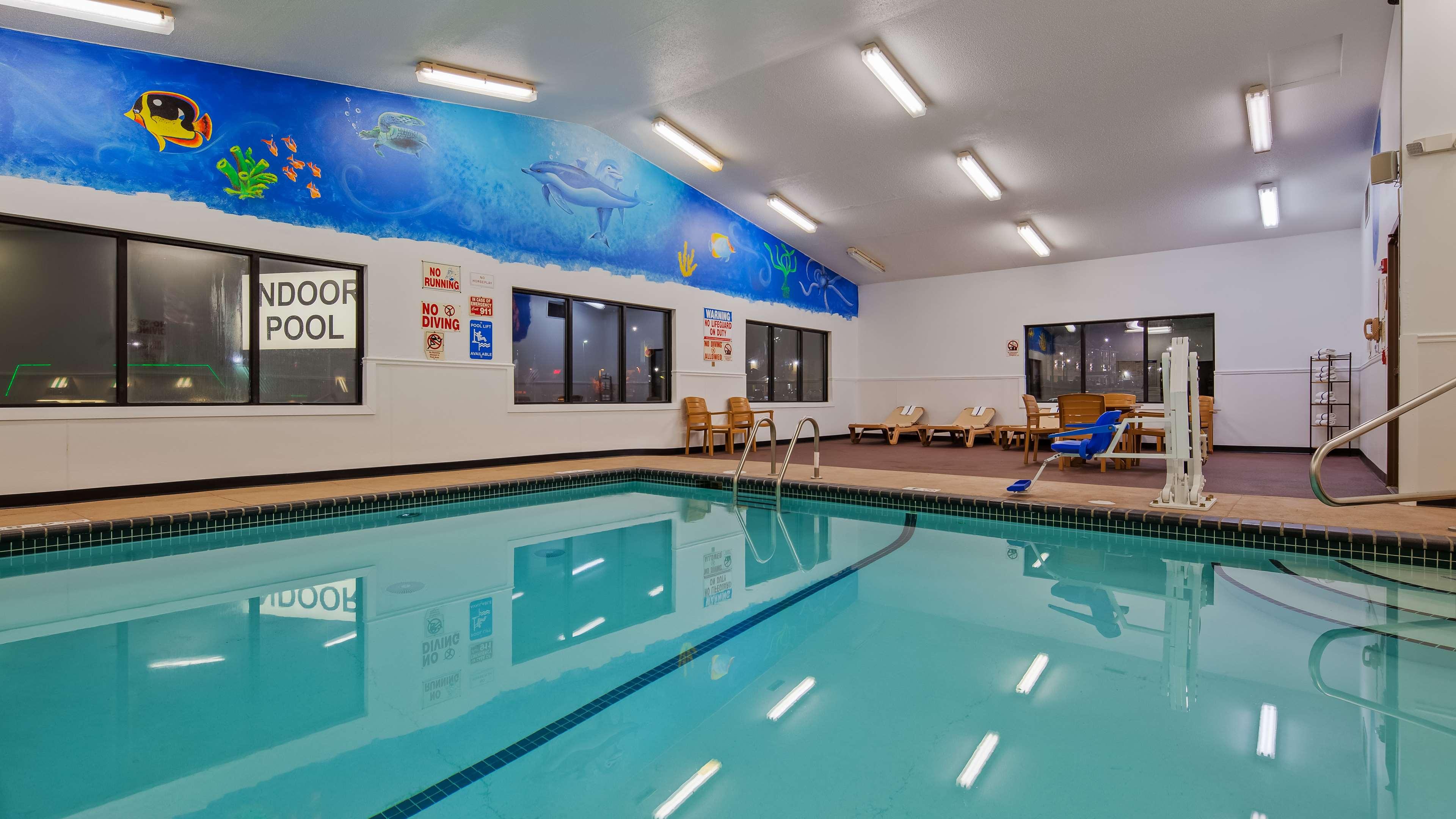 SureStay Hotel by Best Western Cedar Rapids — photo 4