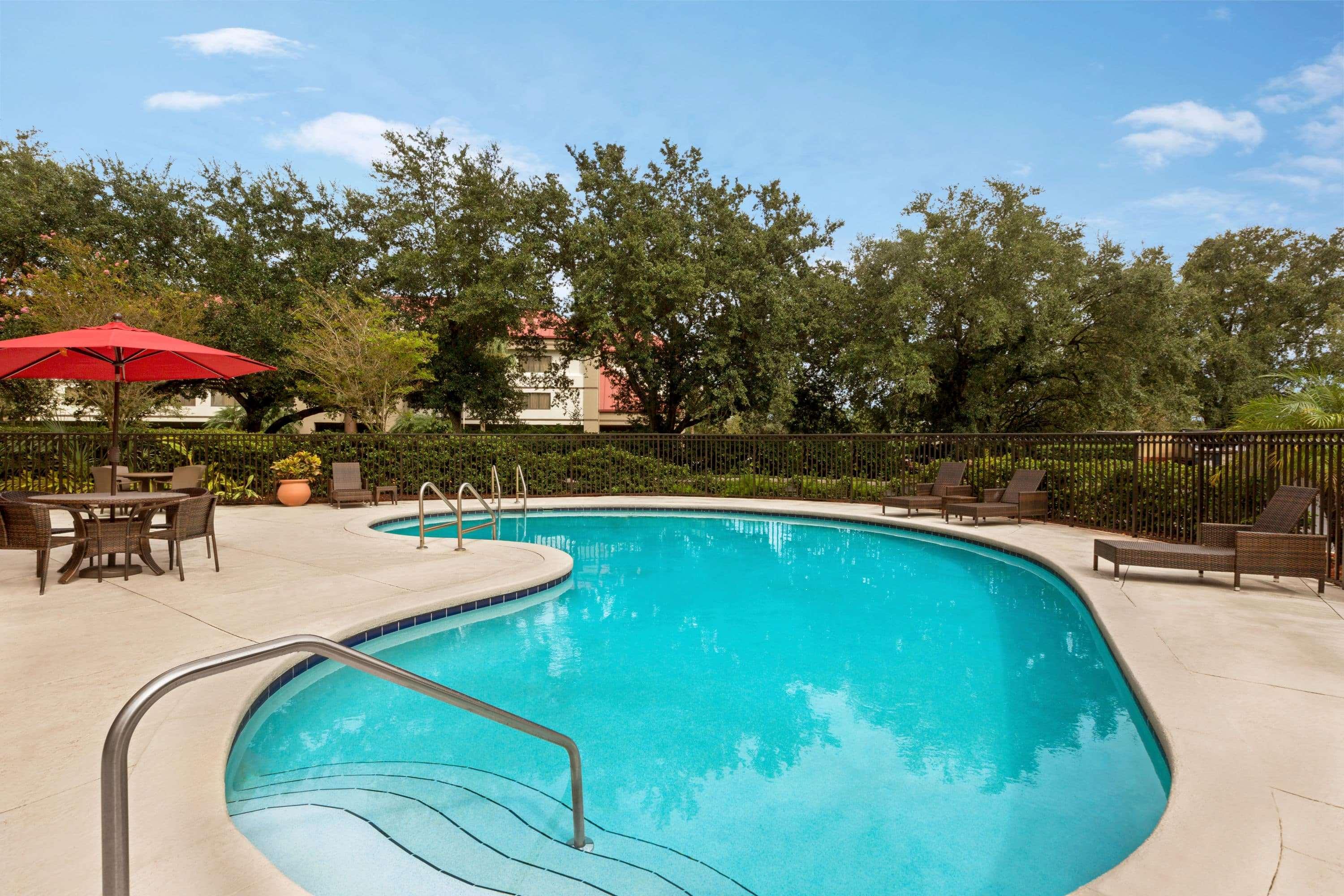 Ramada Suites Orlando Aiport — photo 4