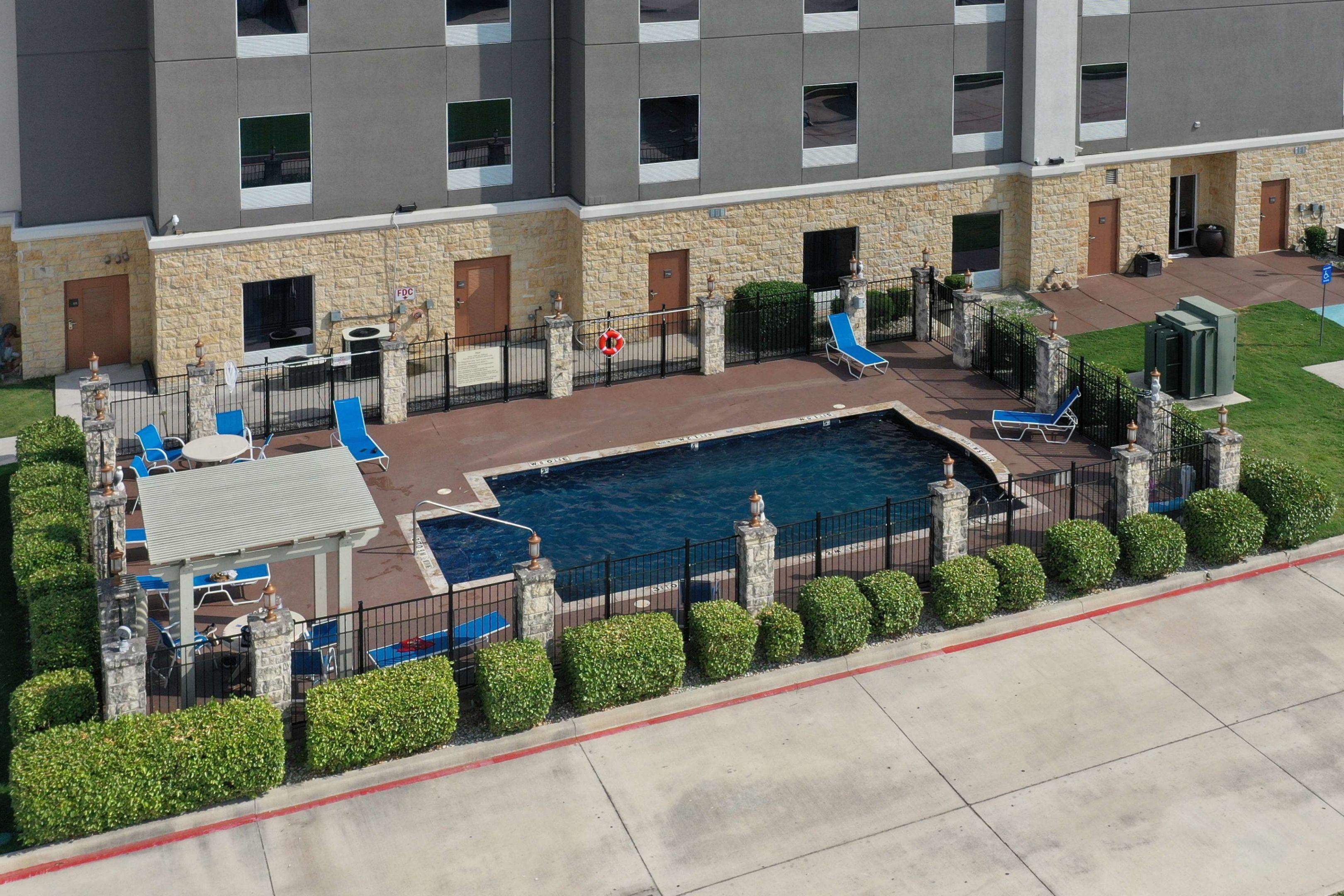 Hampton Inn Seguin — photo 5
