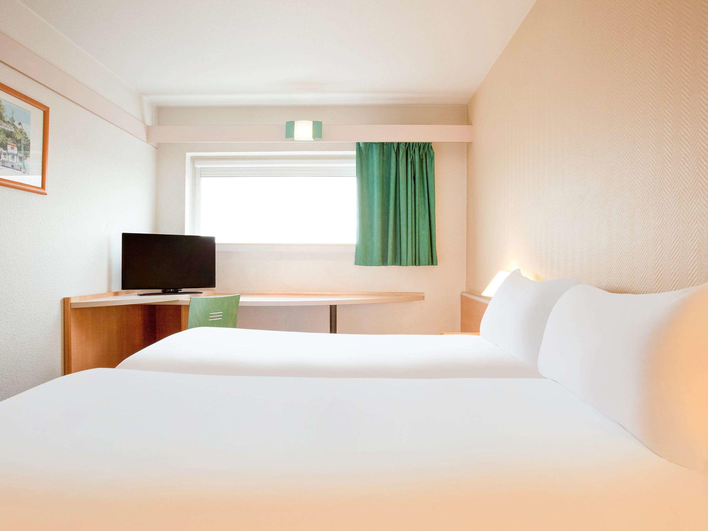ibis Paris Porte de Montreuil — photo 3