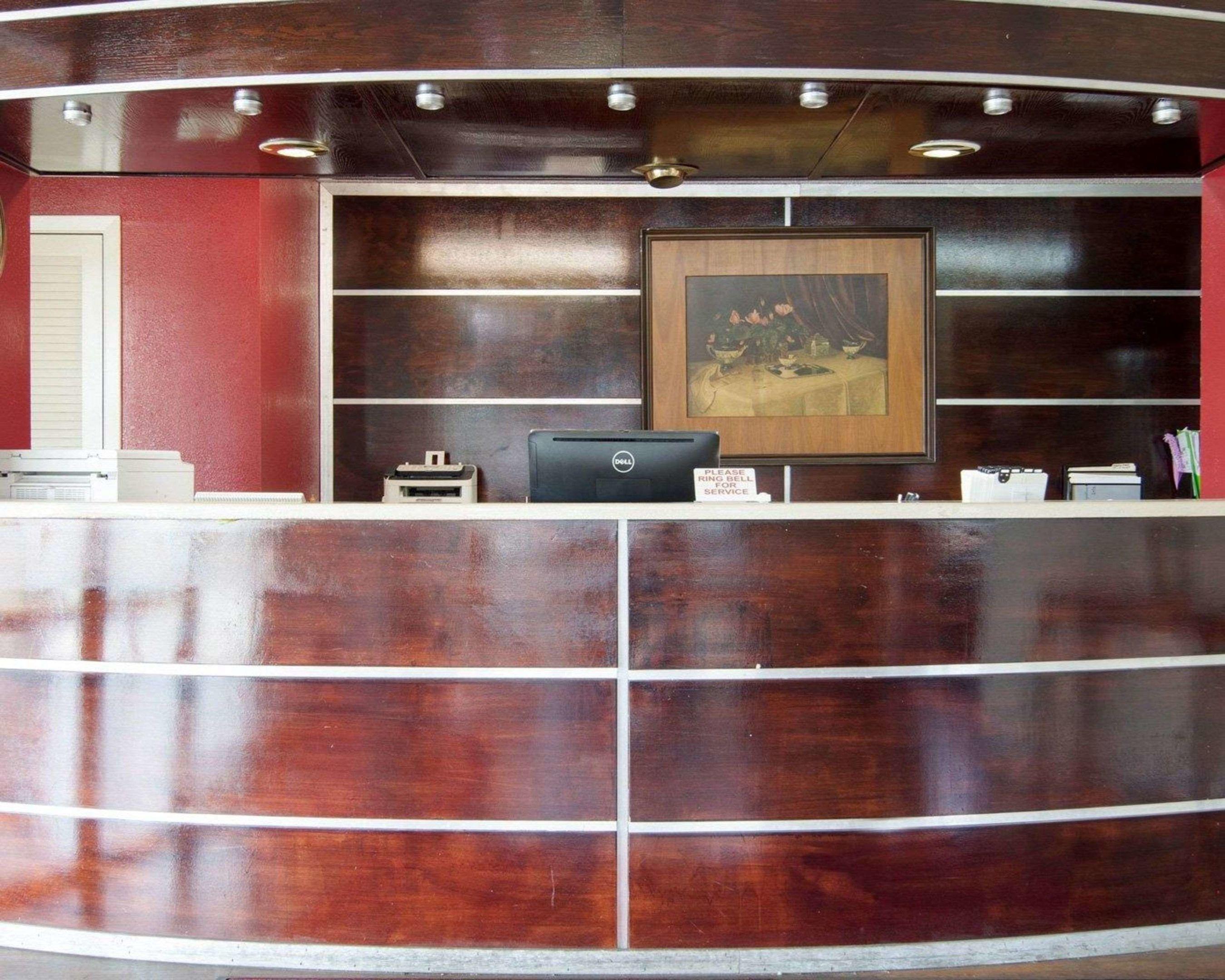Econo Lodge — photo 3