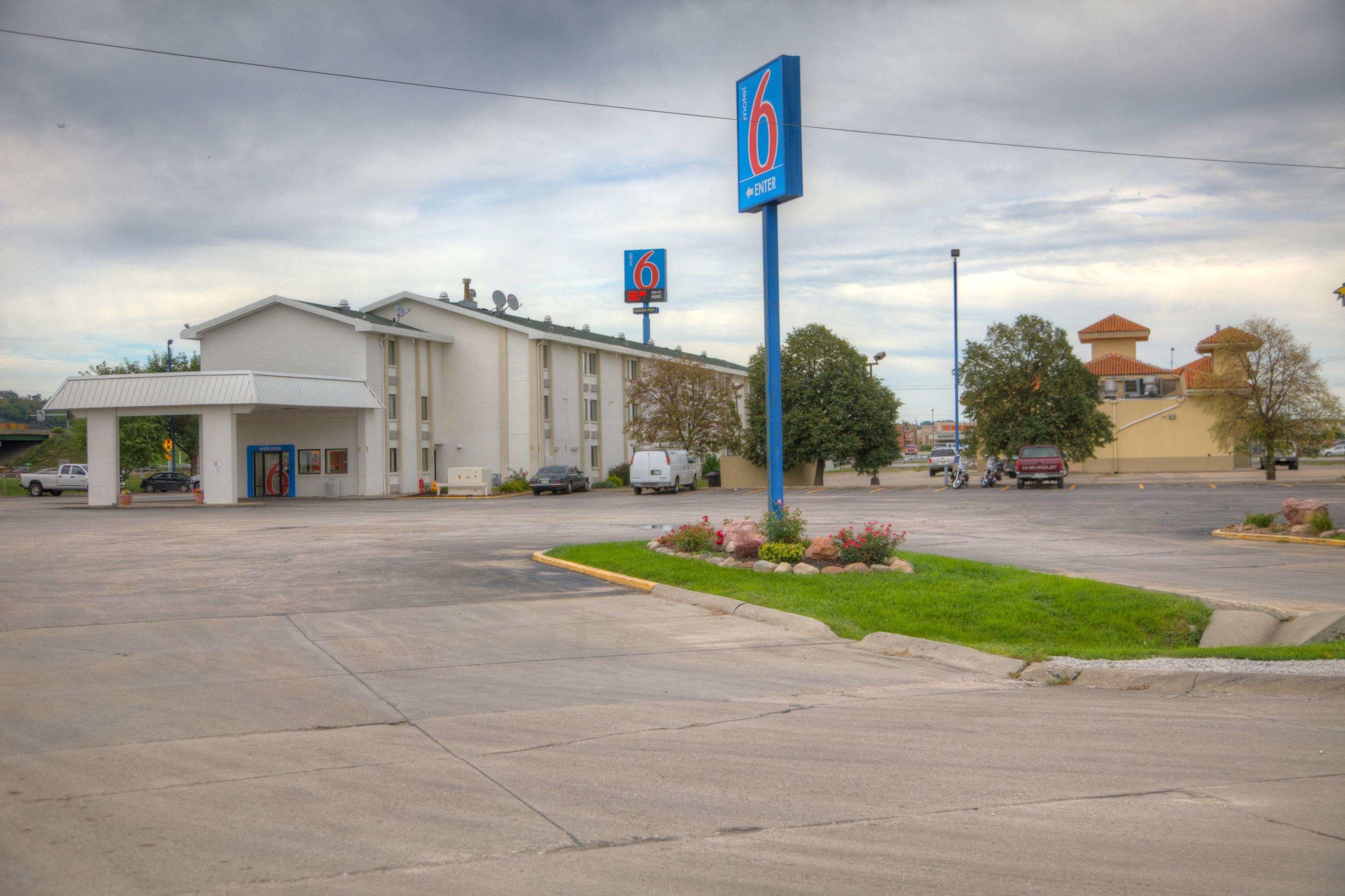 Motel 6 Omaha East - Council Bluffs — photo 3