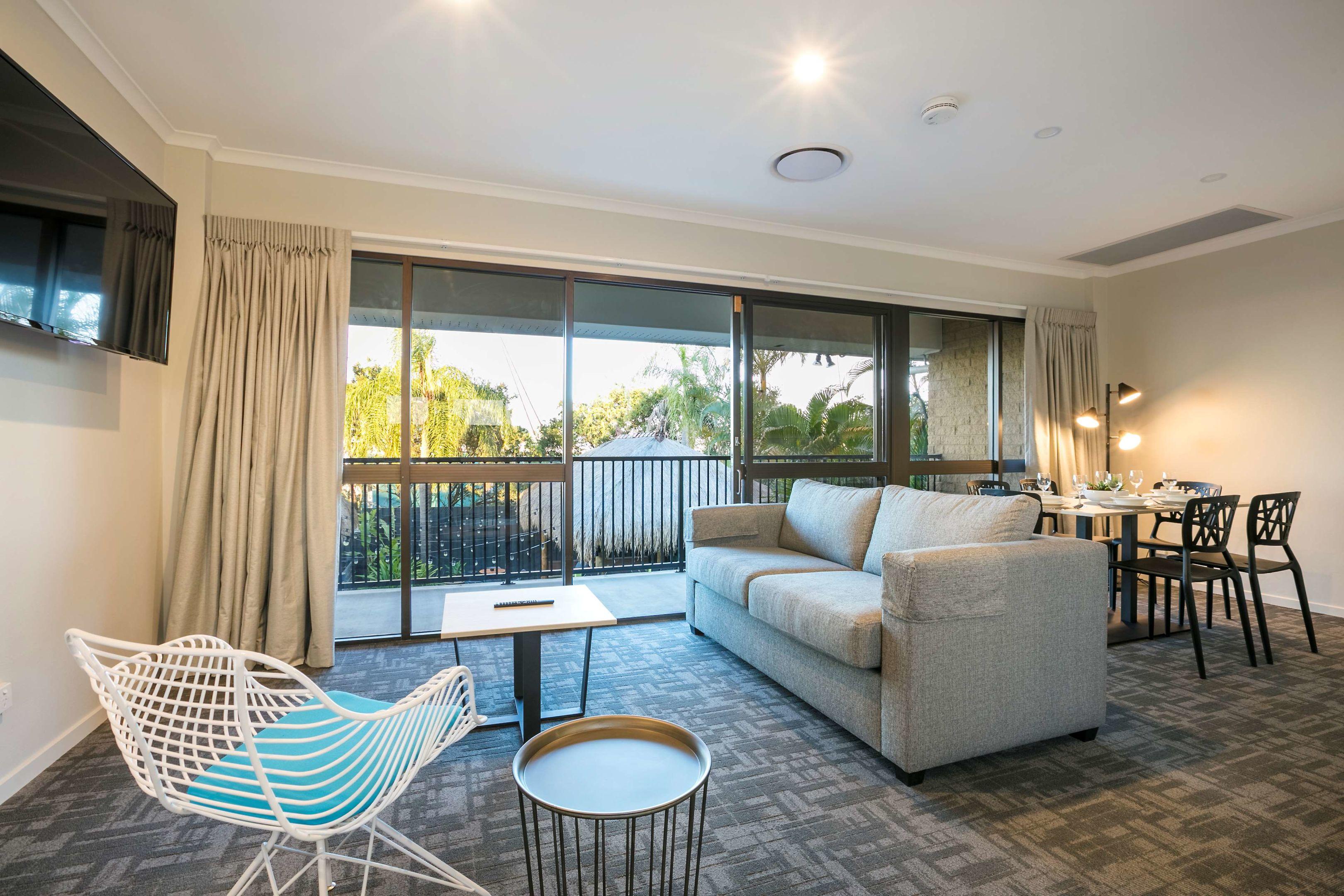 Kawana Waters Hotel — photo 3