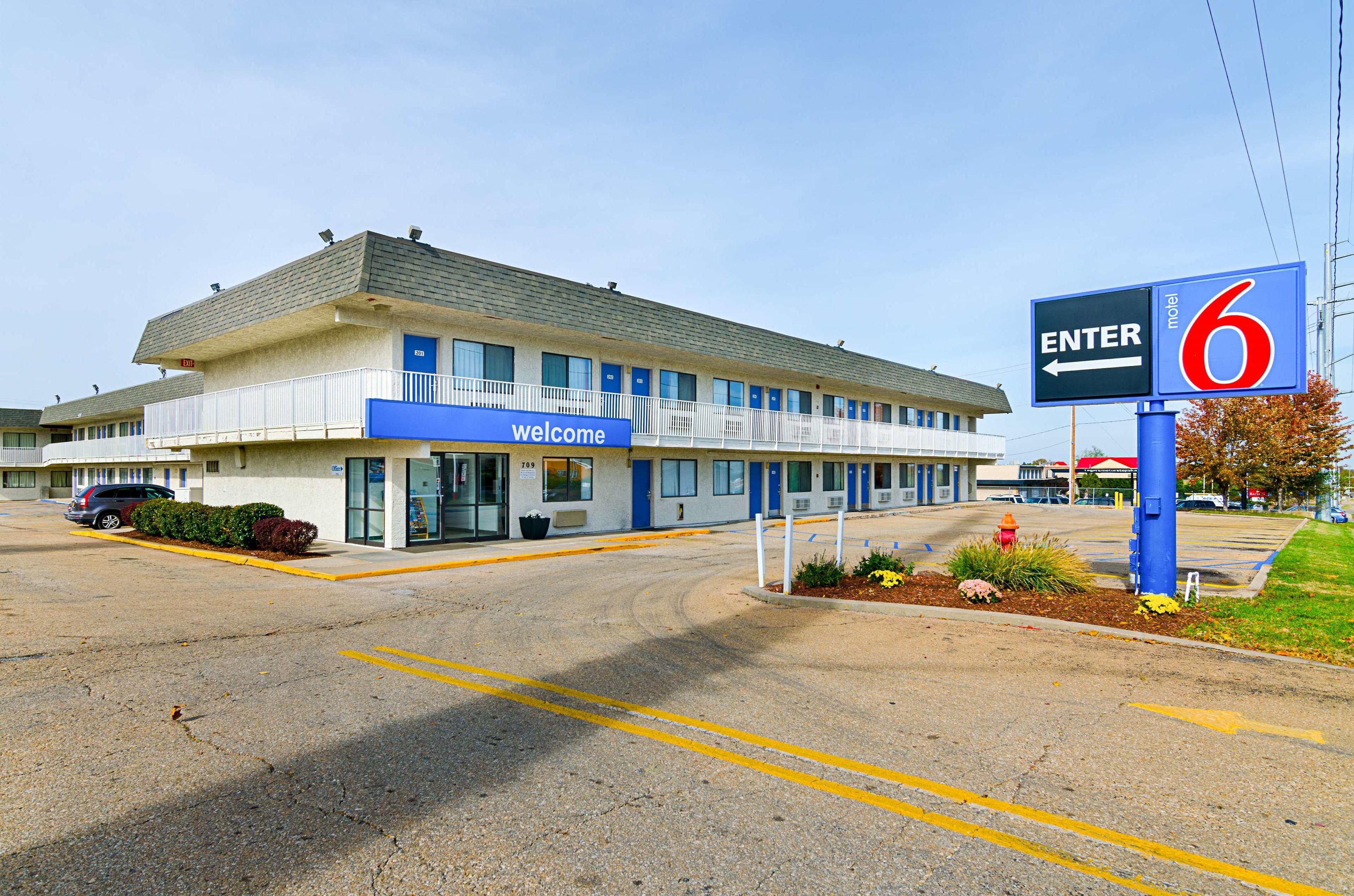 Motel 6 Topeka Northwest — photo 4