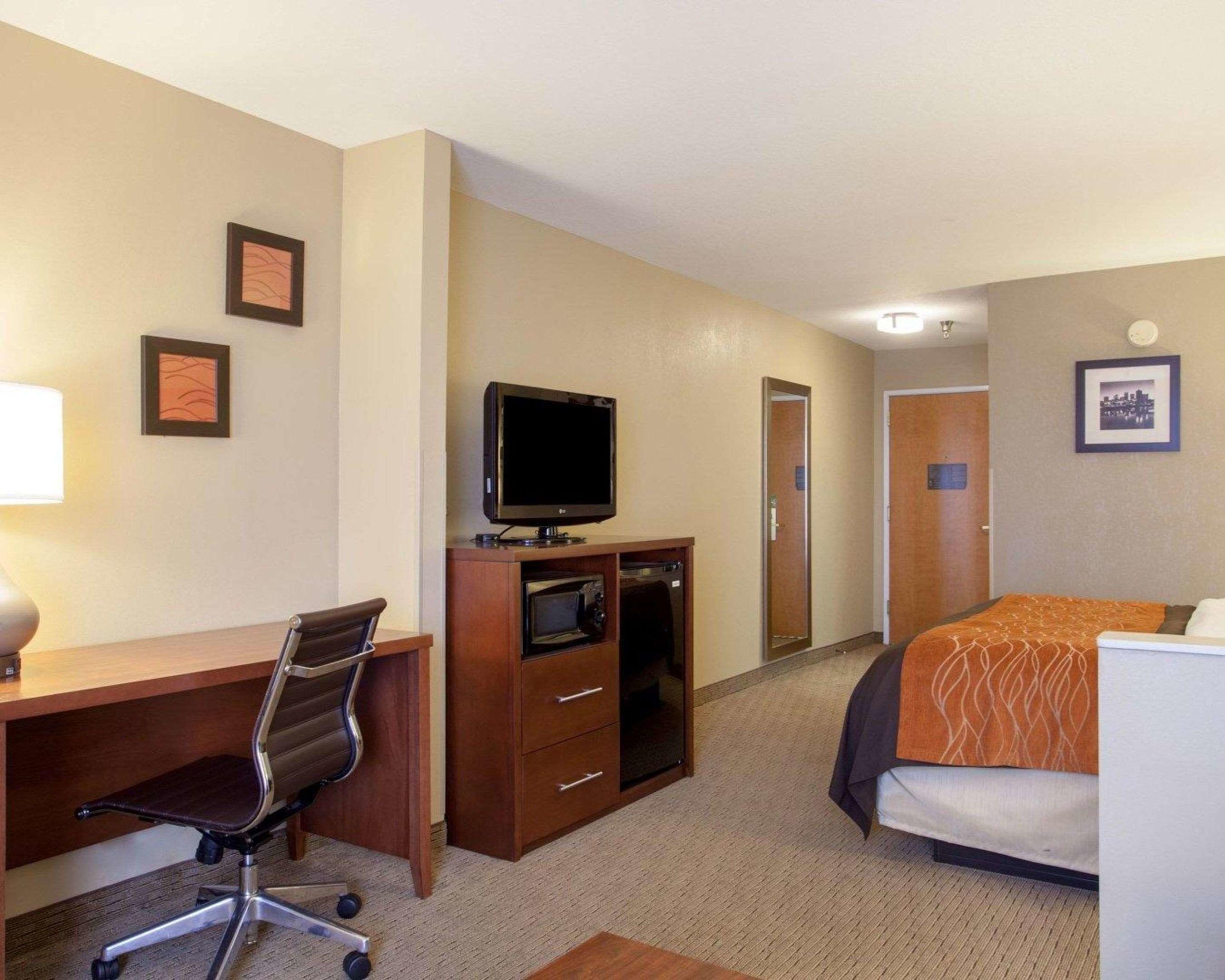 Quality Inn & Suites I-40 East — photo 5