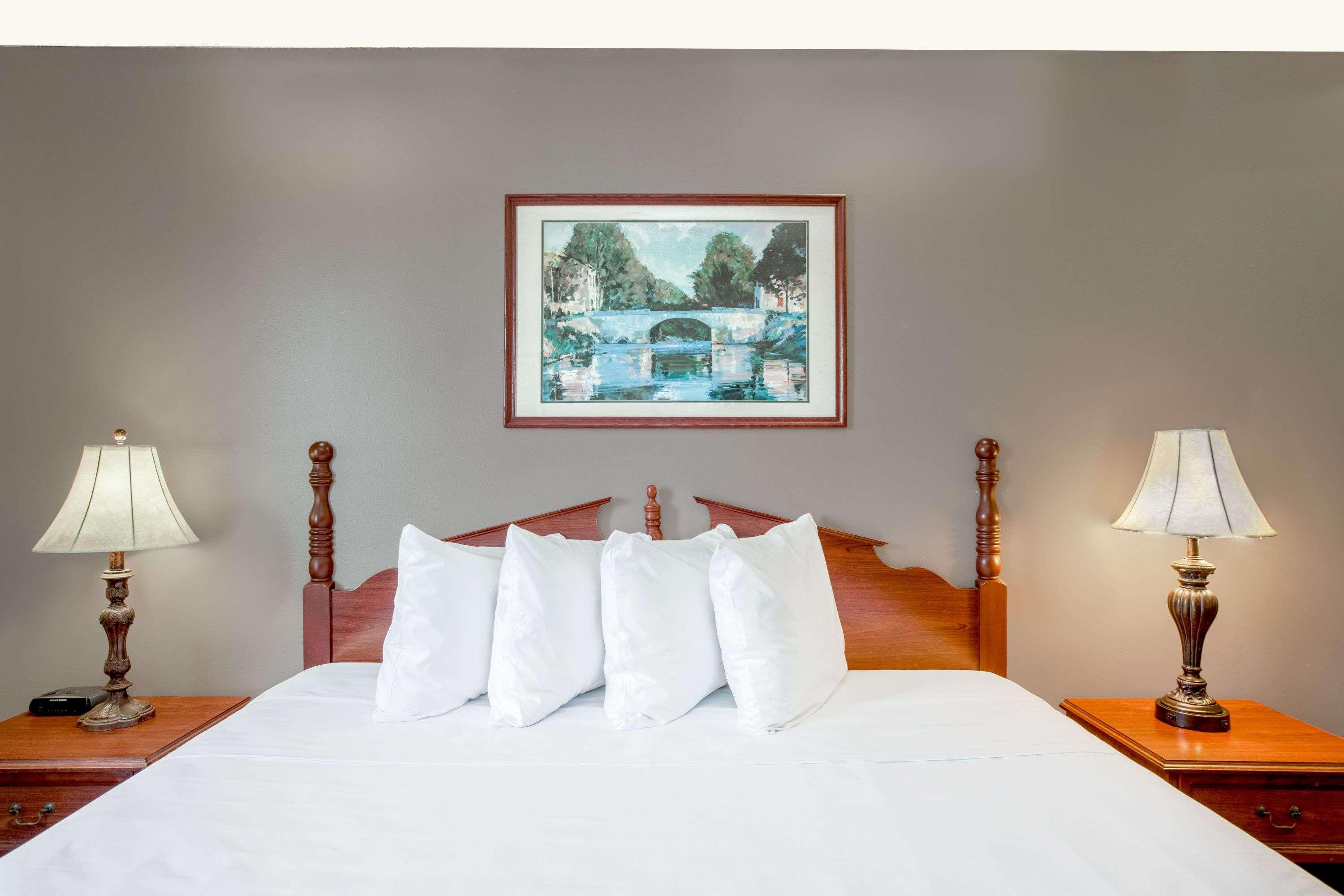 Baymont Inn & Suites Lafayette Airport — photo 4