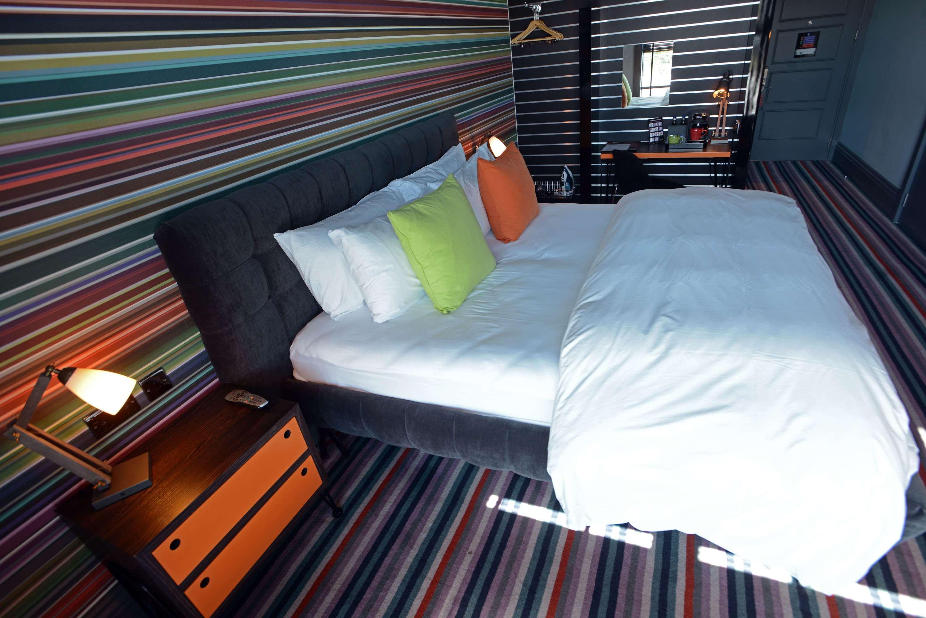 Village Hotel London Watford — photo 3