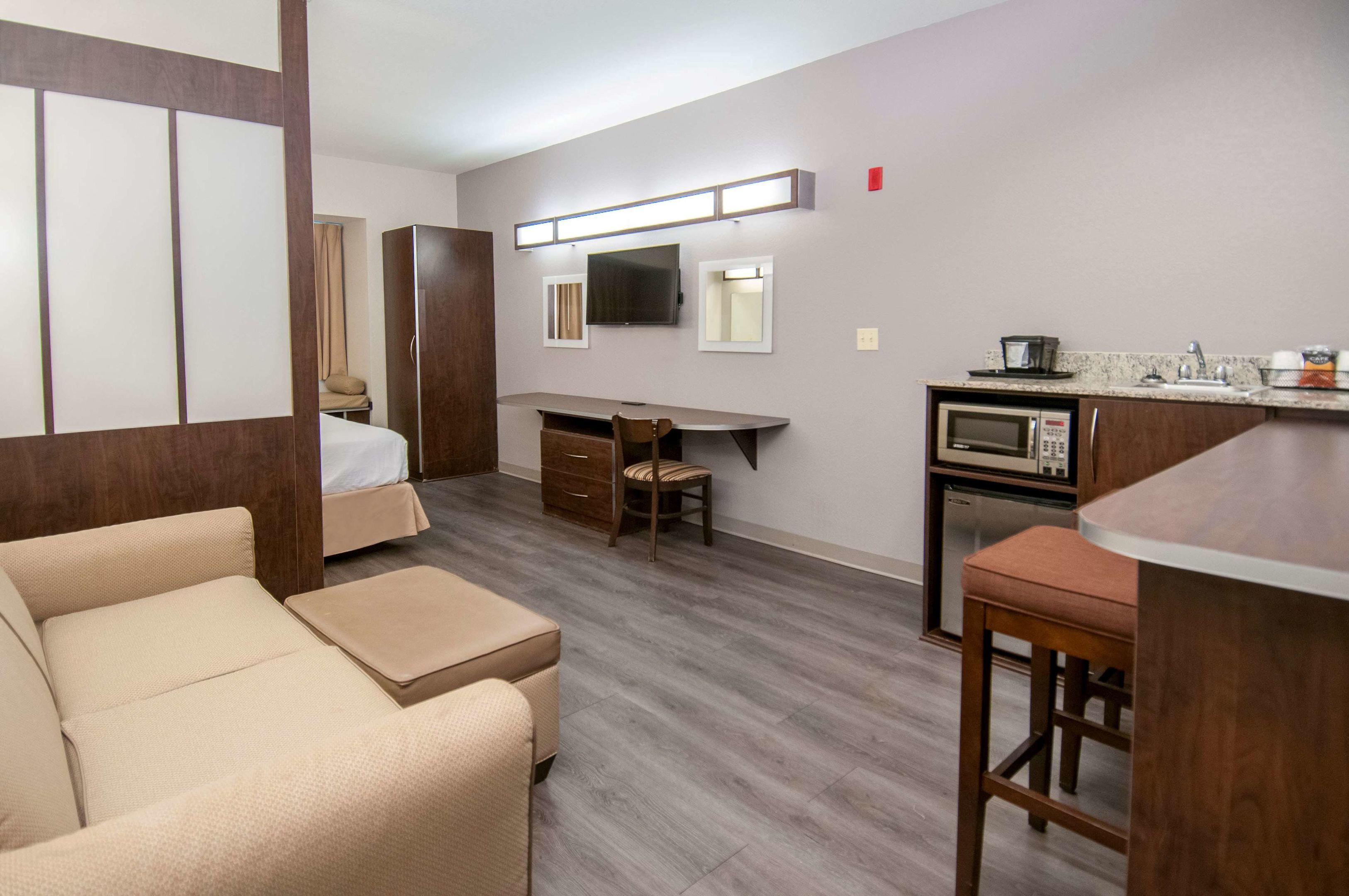 Microtel Inn & Suites by Wyndham Pearl River/Slidell — photo 4
