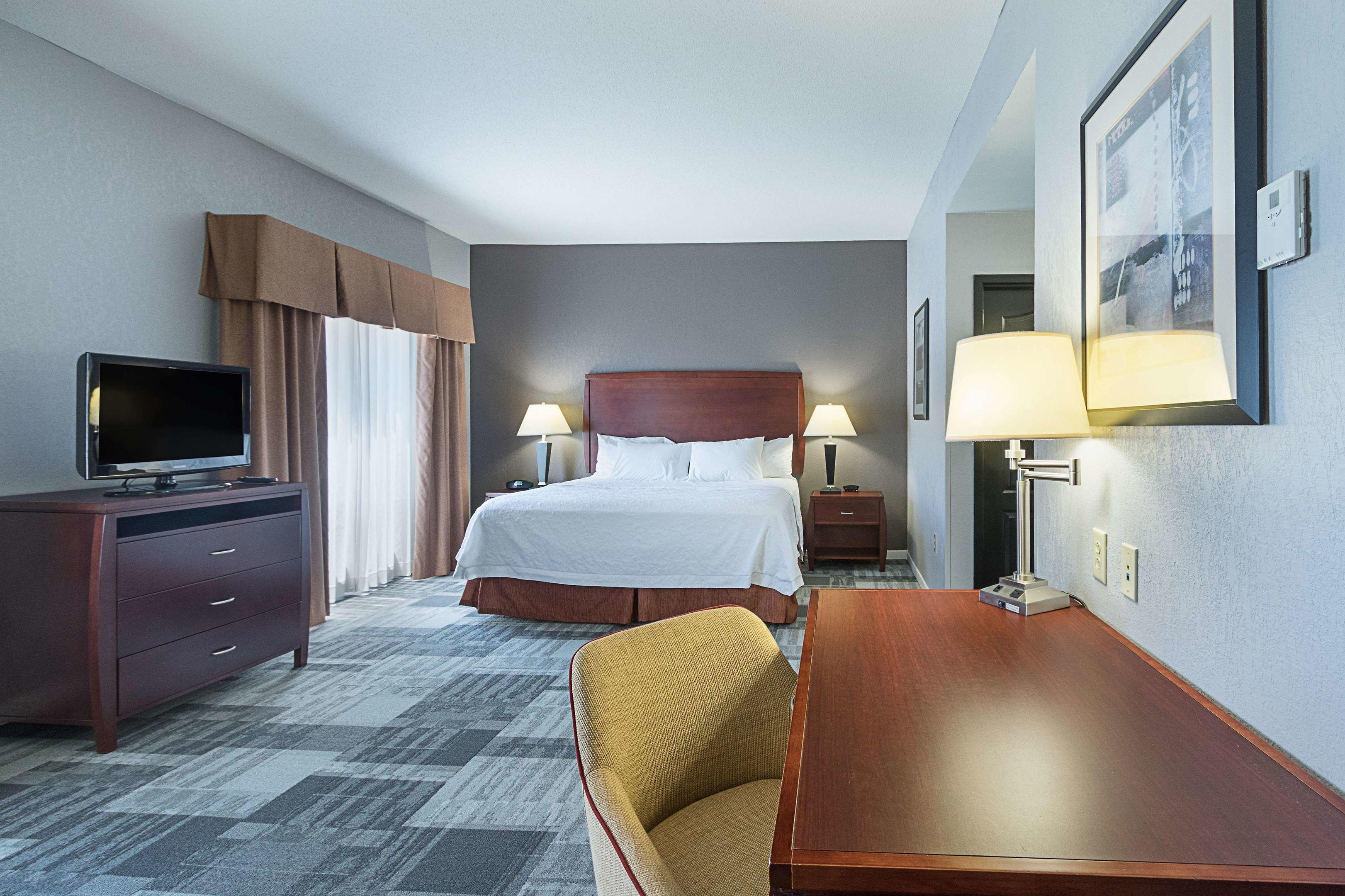 Hampton Inn & Suites Brownsburg — photo 5