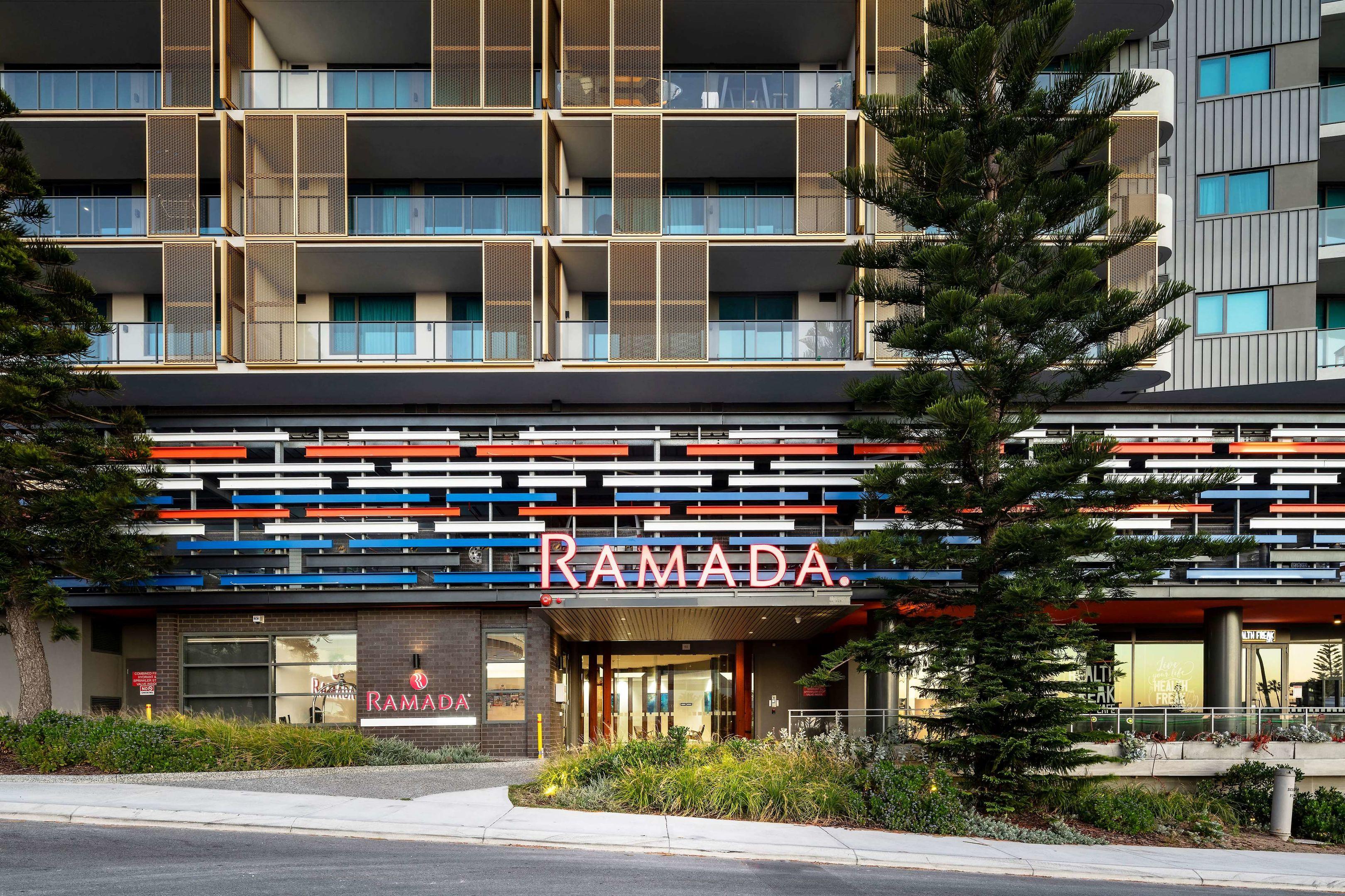Ramada VetroBlu Scarborough Beach — photo 4