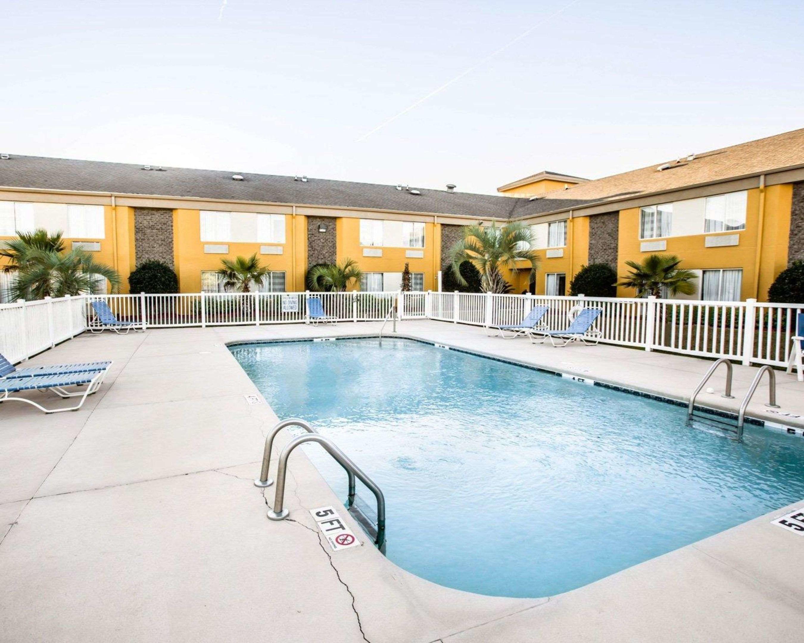 Sleep Inn & Suites near Outlets — photo 4