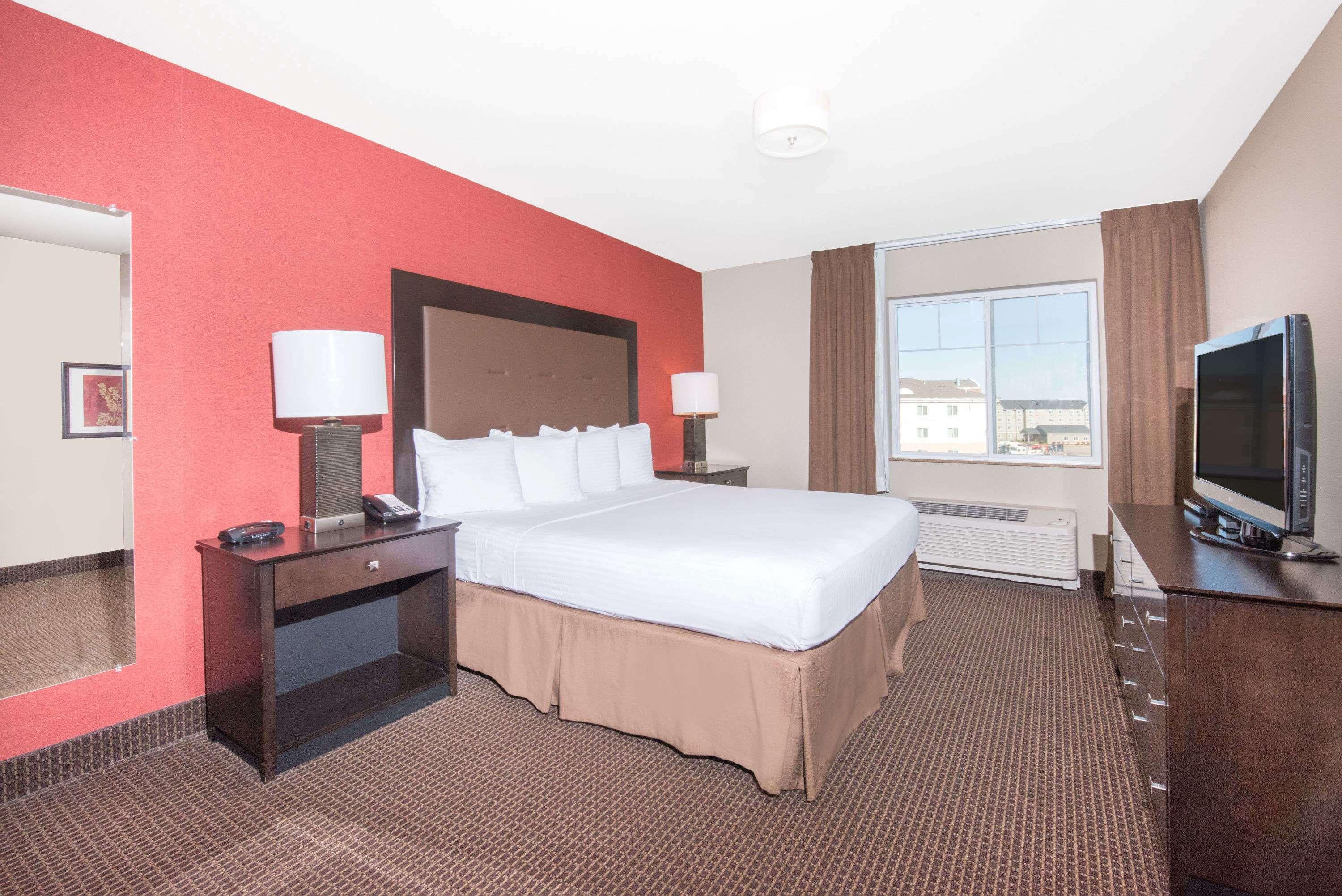 Hawthorn Suites by Wyndham Williston — photo 4