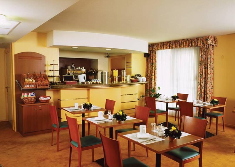 Staycity Aparthotel Marseille - Centre Vieux Port — photo 4
