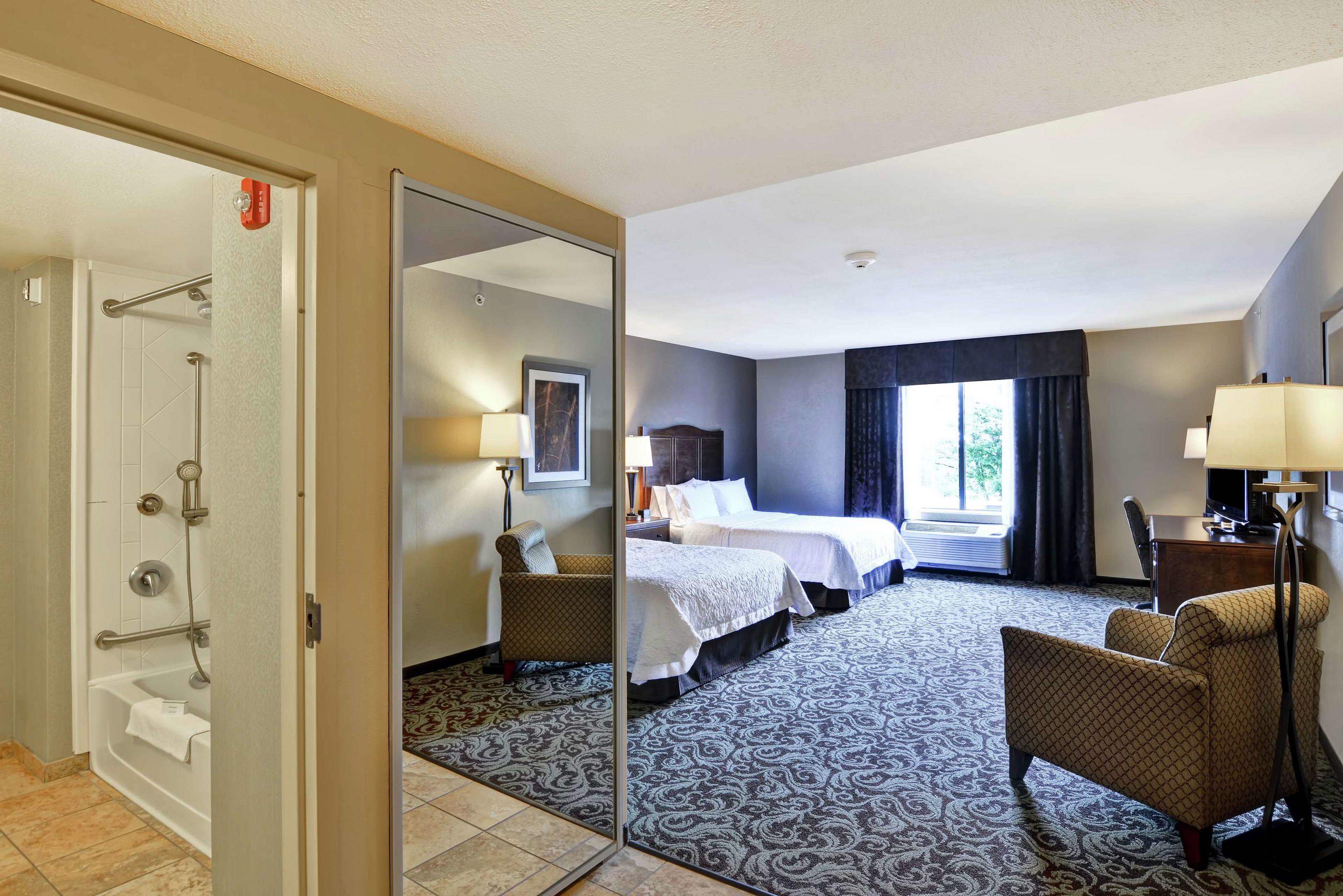 Hampton Inn & Suites New Hartford — photo 5