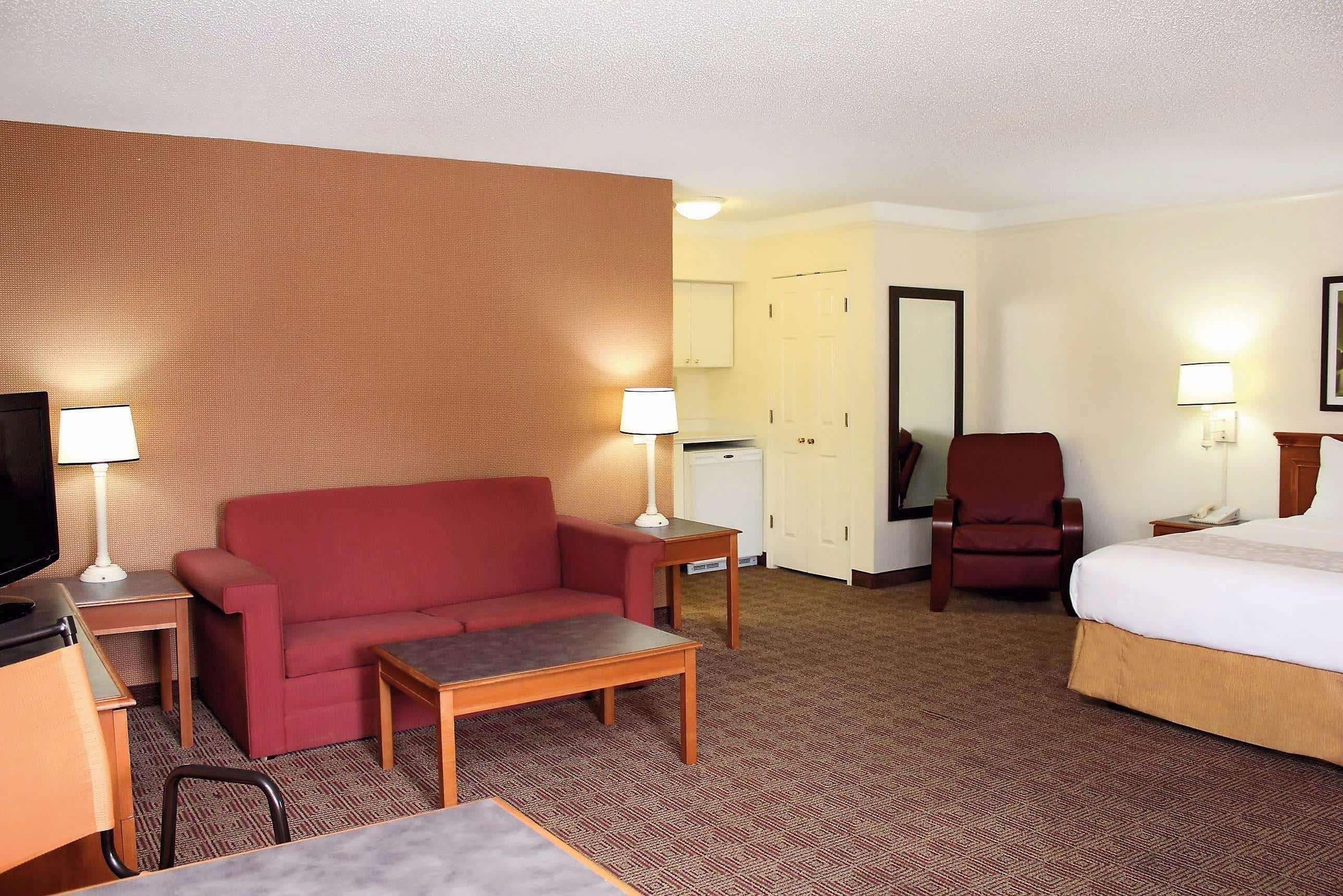 La Quinta Lafayette — photo 5