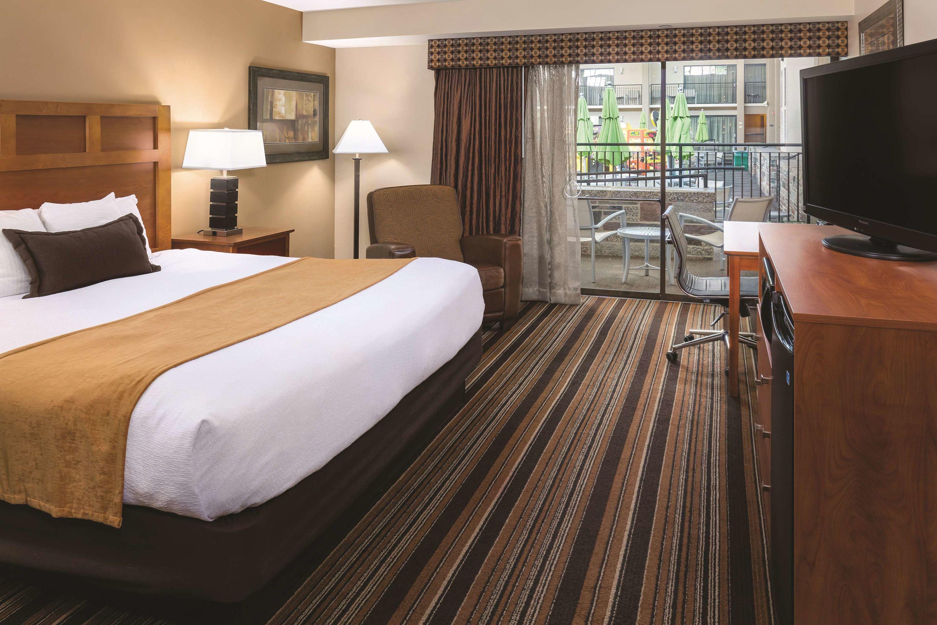 Best Western Plus Bloomington Hotel — photo 5