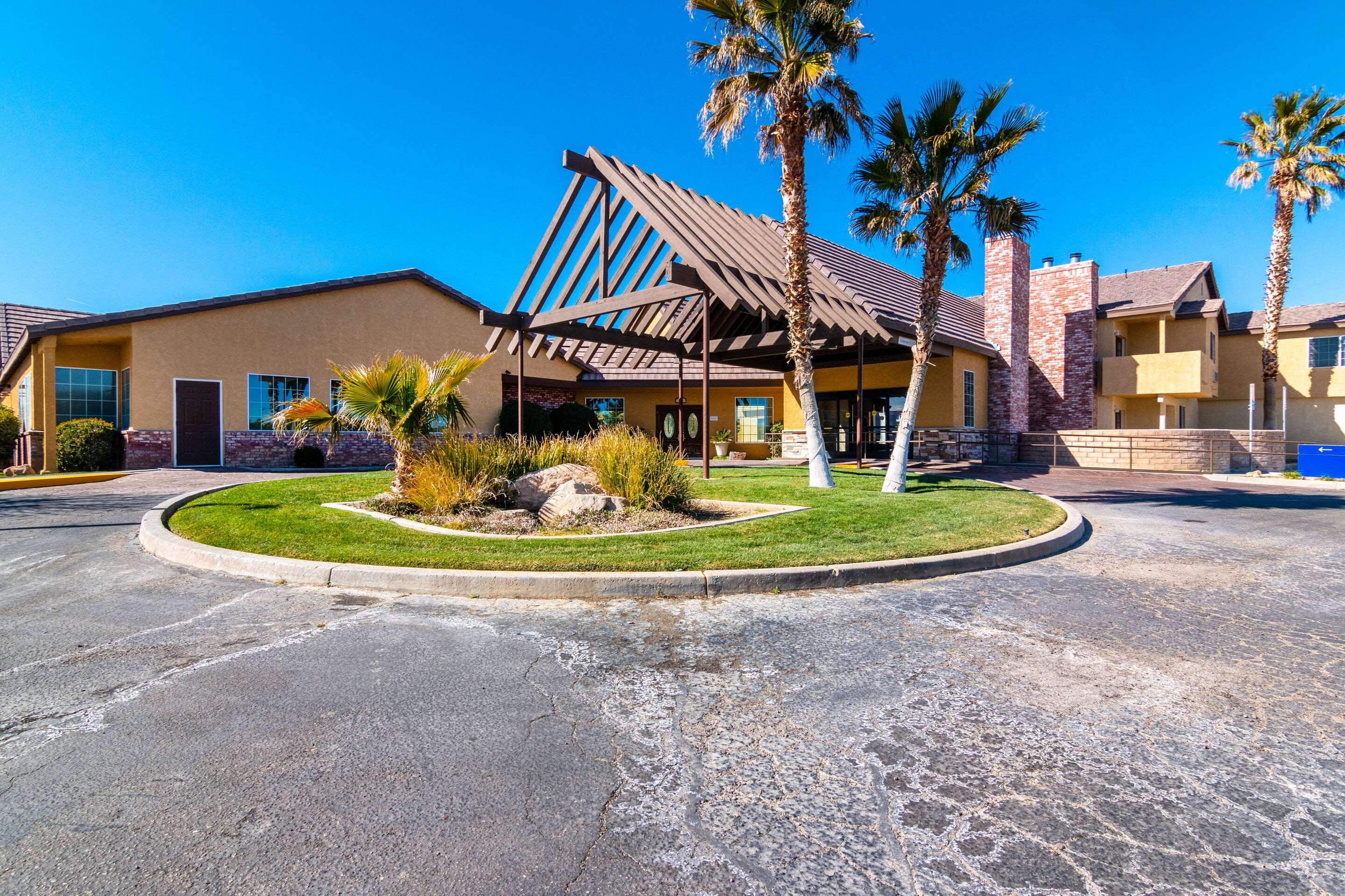 Comfort Inn & Suites — photo 5
