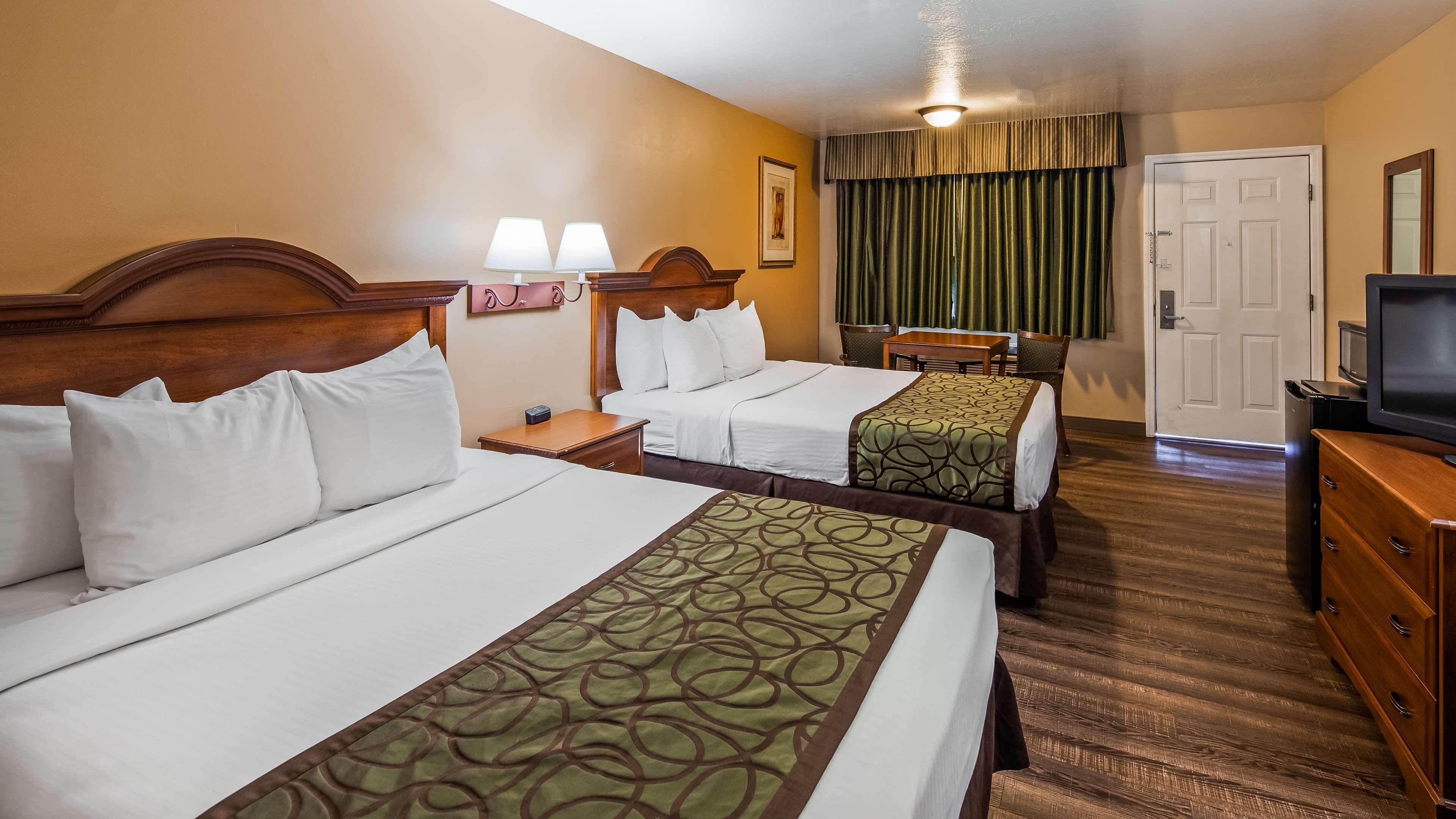 SureStay Hotel By Best Western Fernley — photo 4