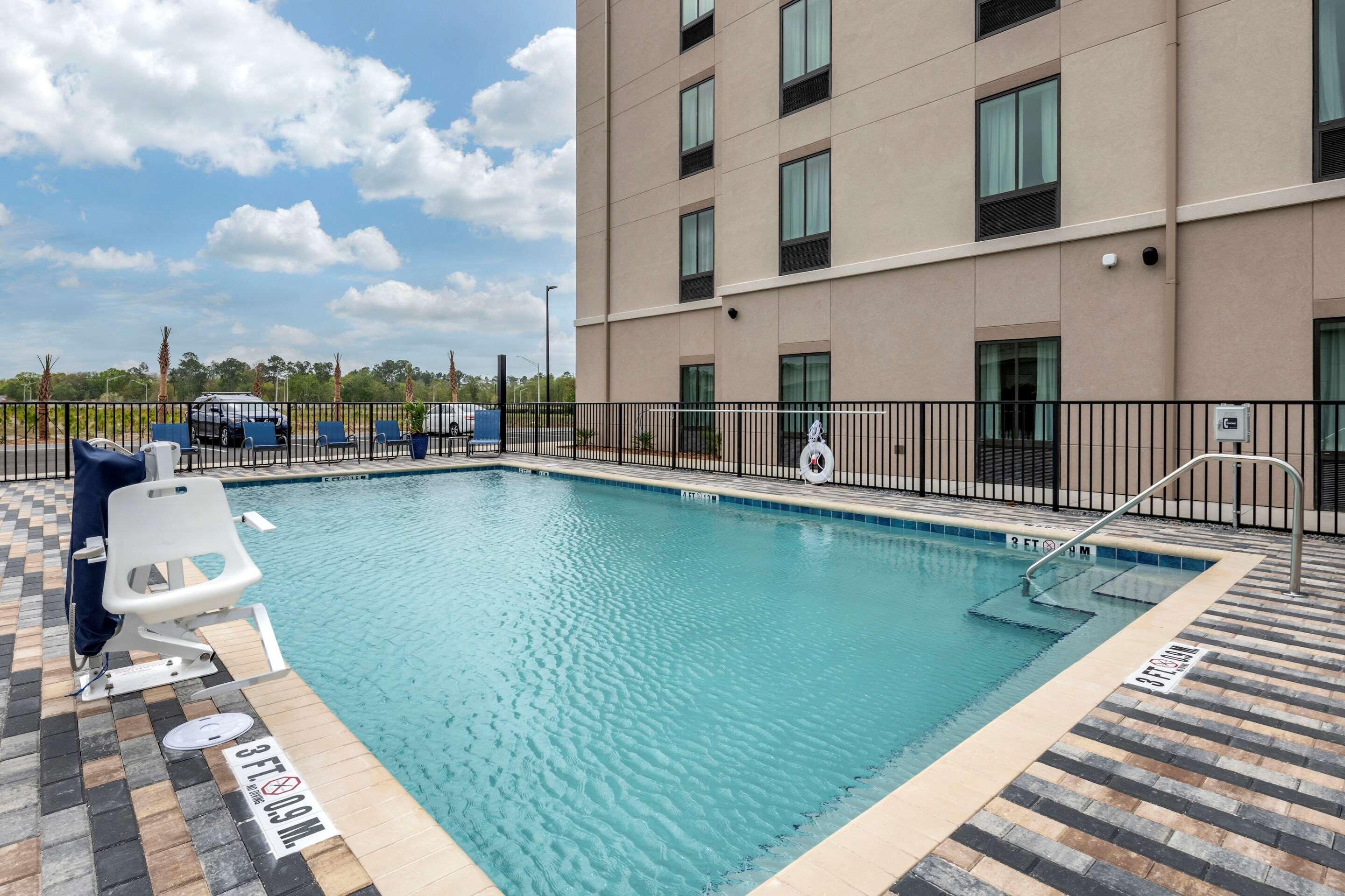 Comfort Inn & Suites Jacksonville - Orange Park