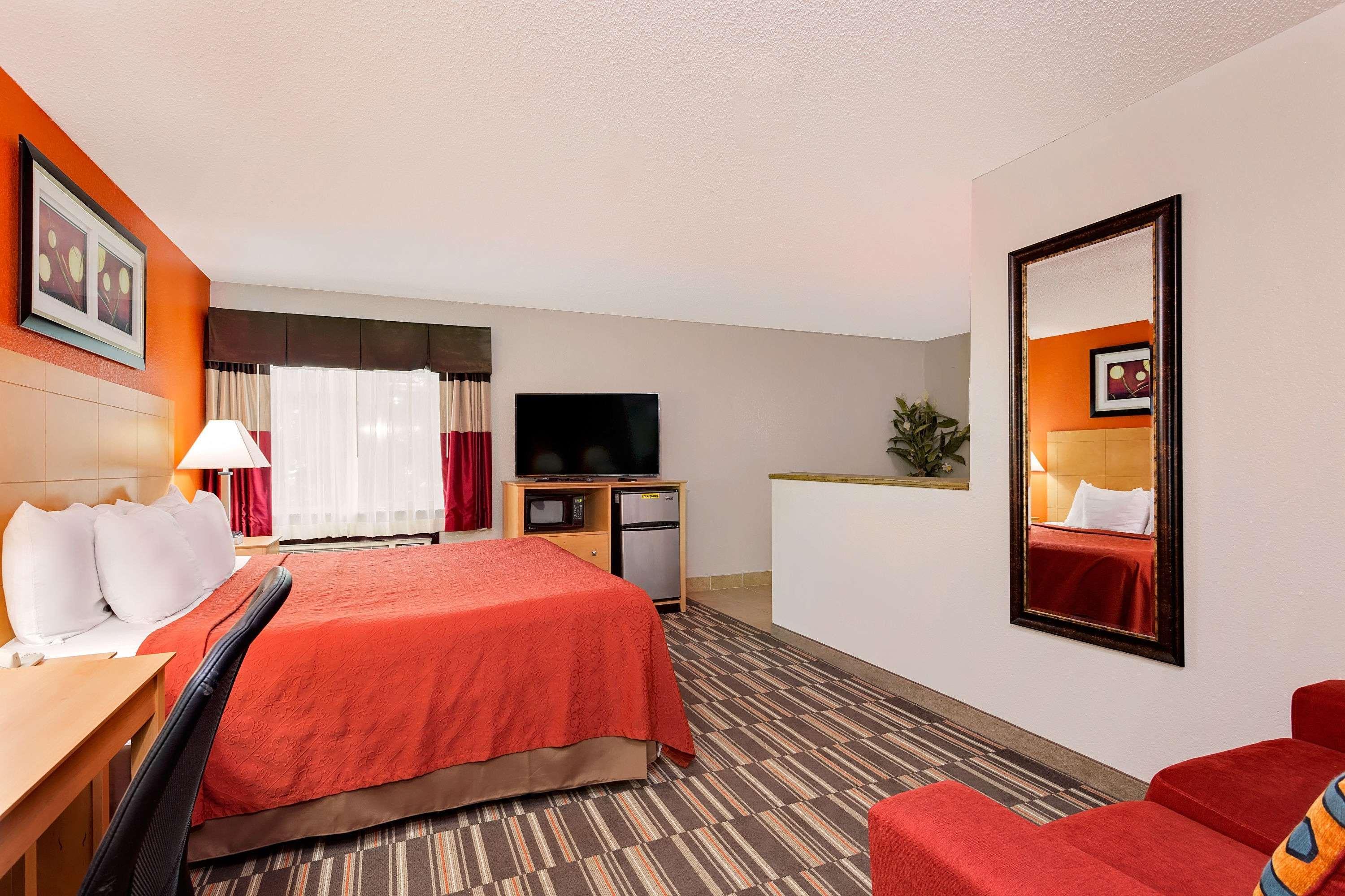 Days Inn Racine/Sturtevant — photo 4