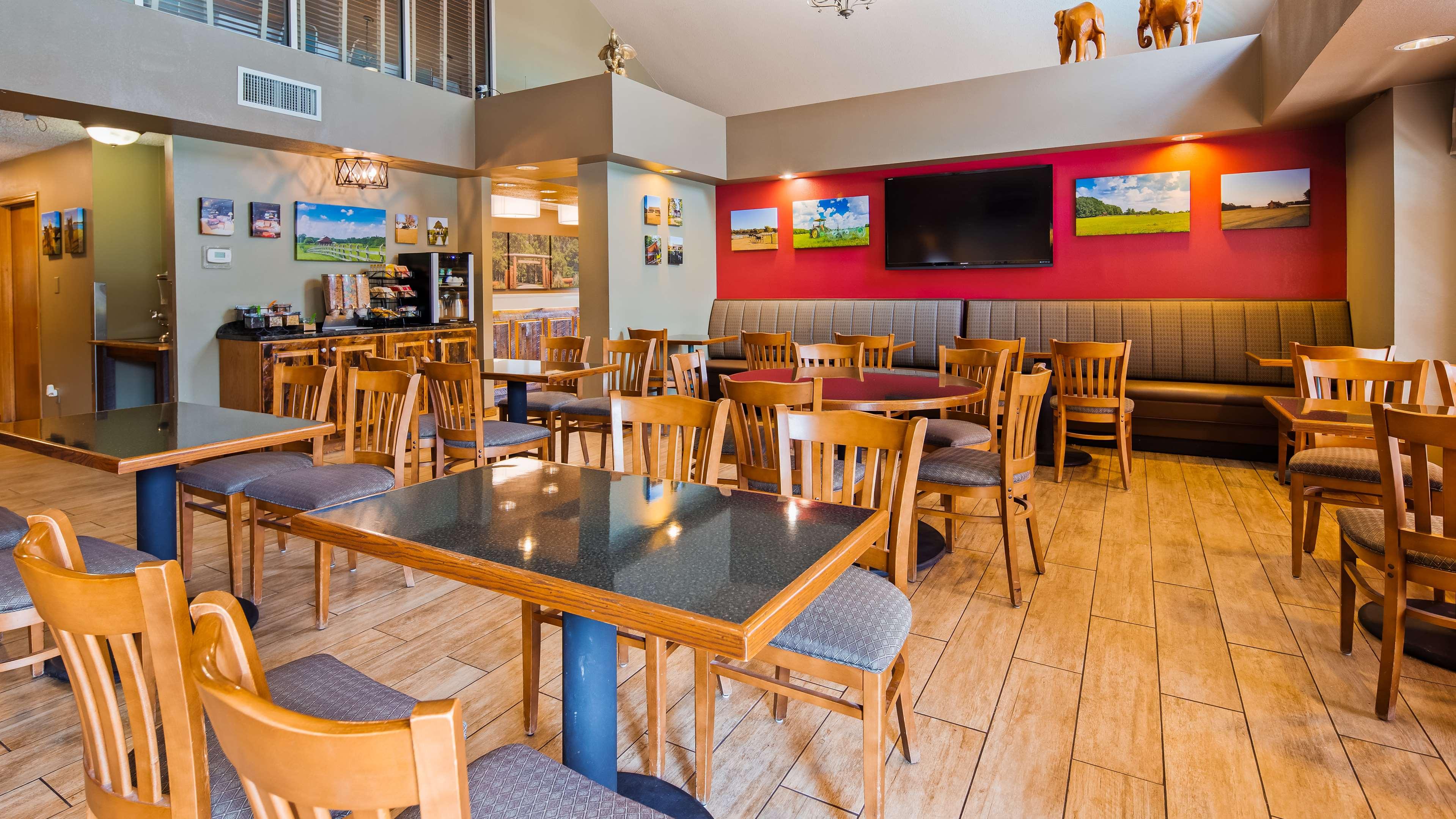 Best Western University Inn — photo 4