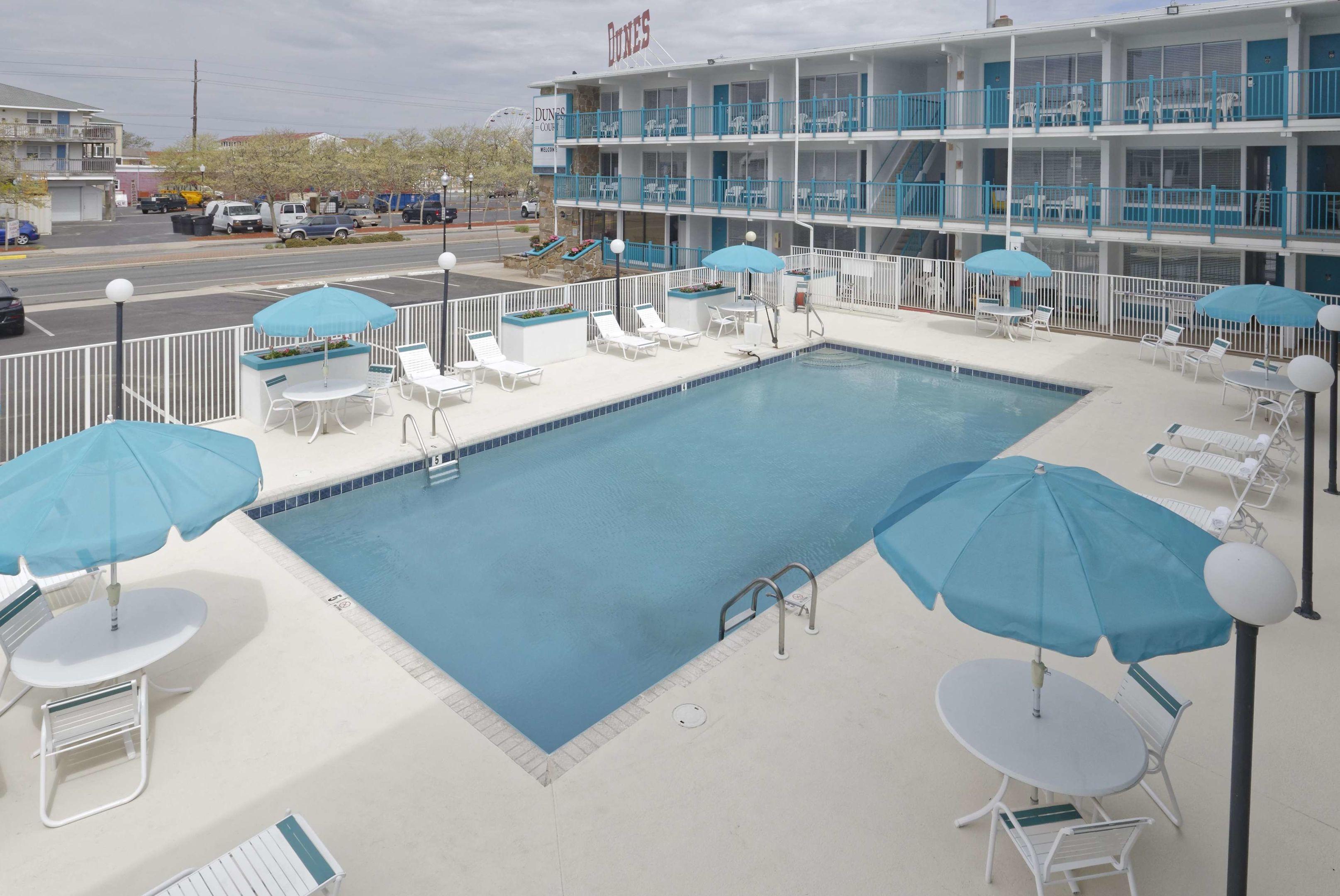 Dunes Manor Hotel — photo 4