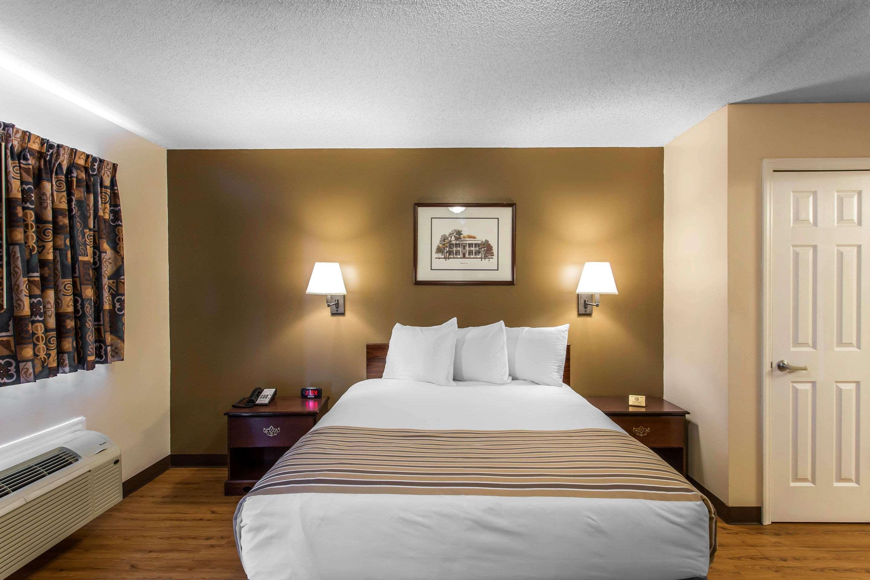 Suburban Extended Stay Hotel — photo 5