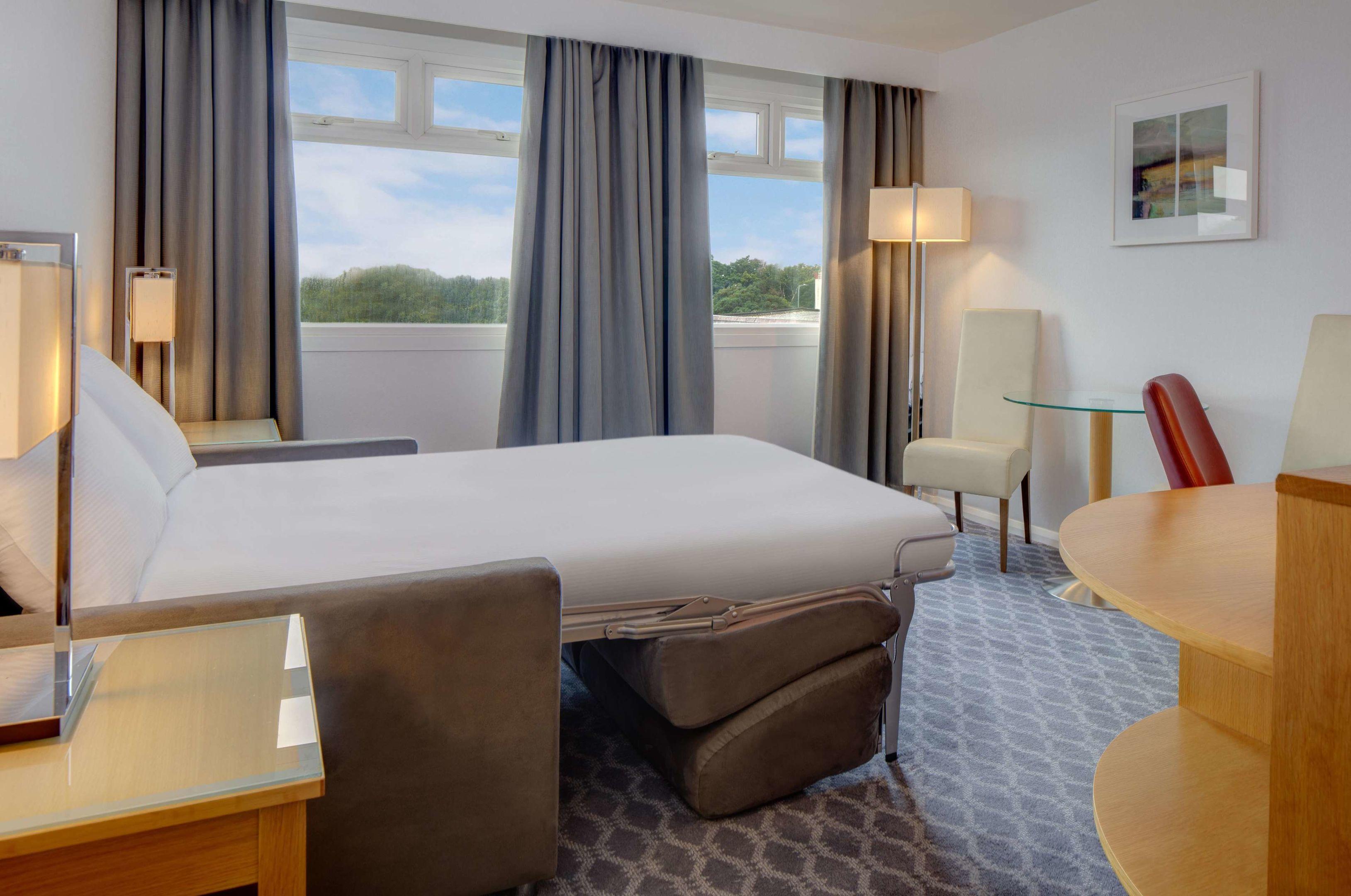 Hilton Watford — photo 5