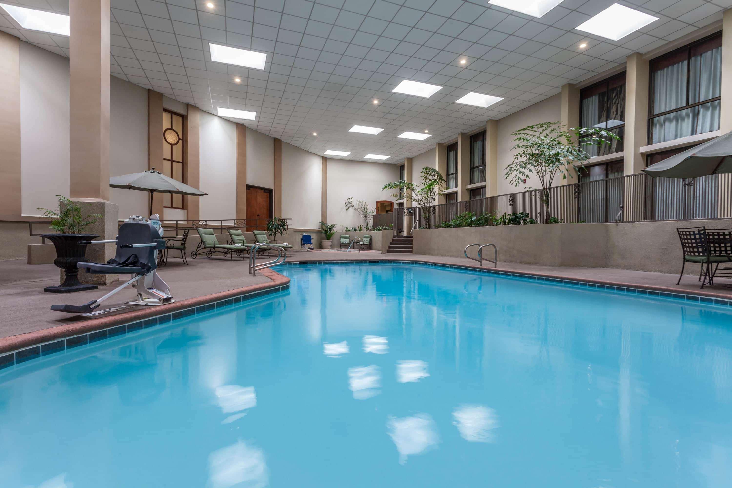 Wyndham Visalia — photo 4