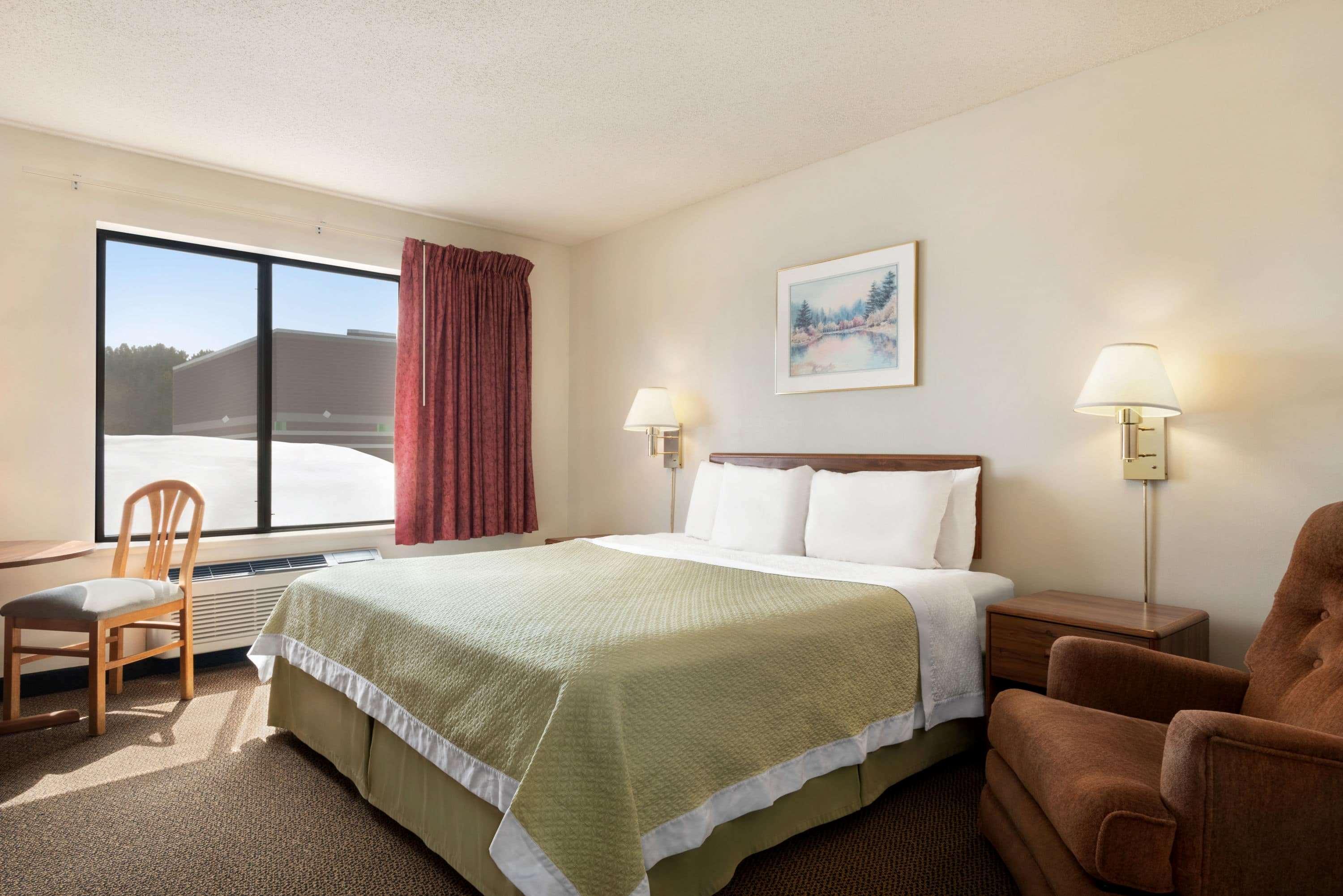 Eagle River Days Inn — photo 5