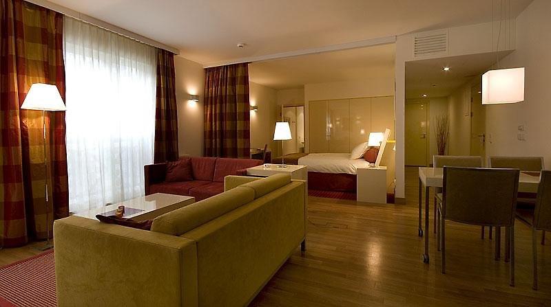 Mamaison Residence Diana Warsaw — photo 5