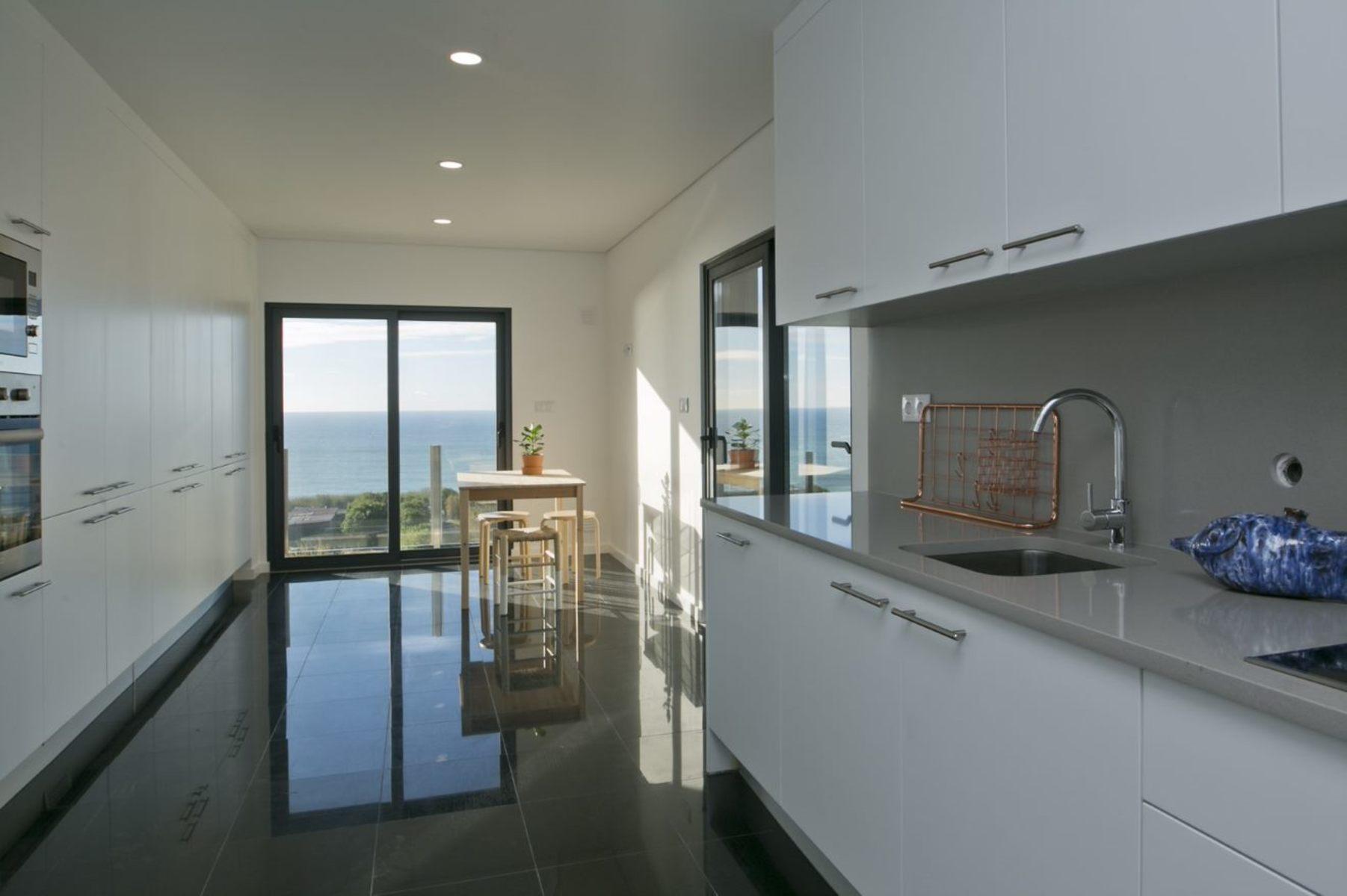 You And The Sea Ericeira Hotel And Apartments — photo 4