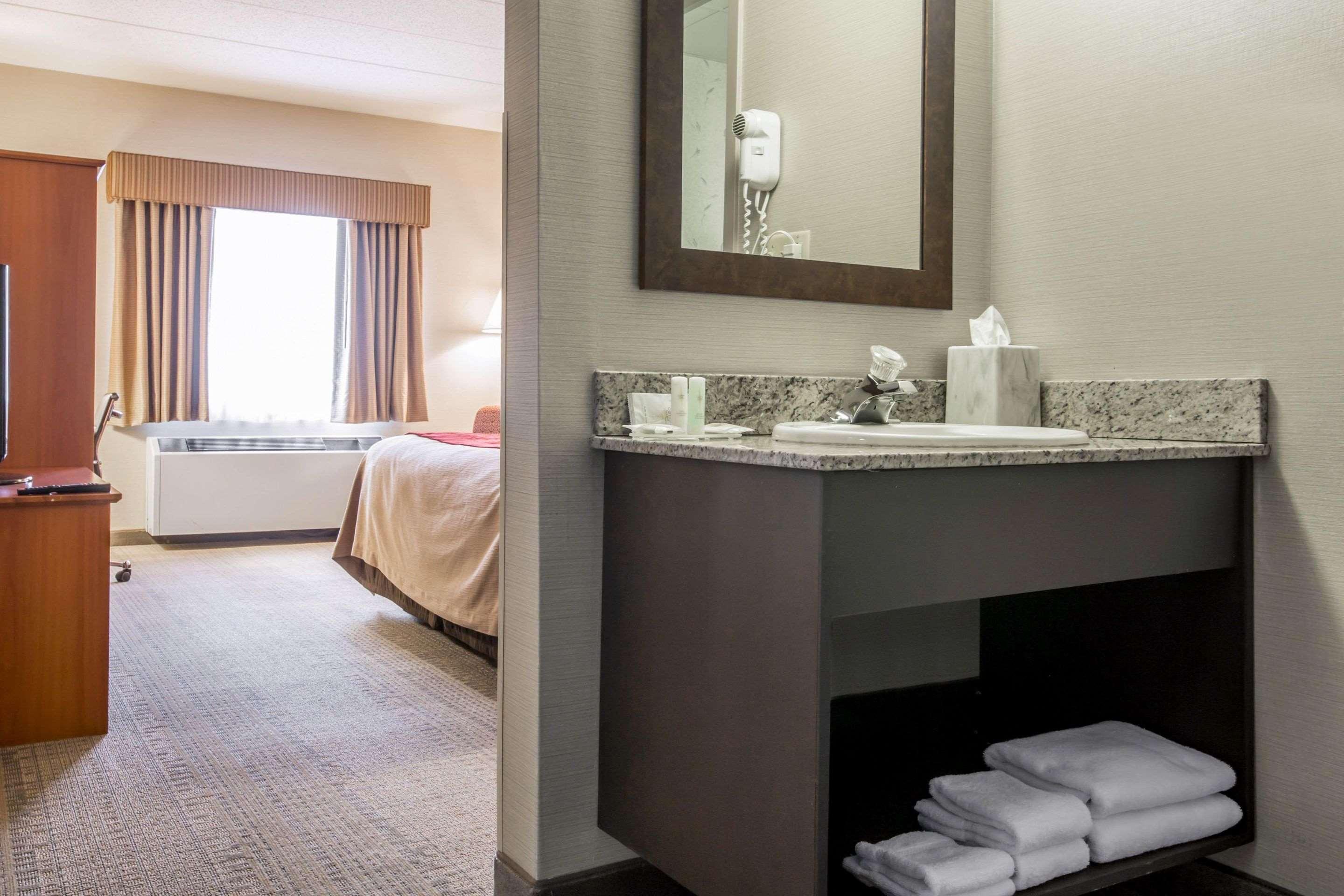 Comfort Inn — photo 4
