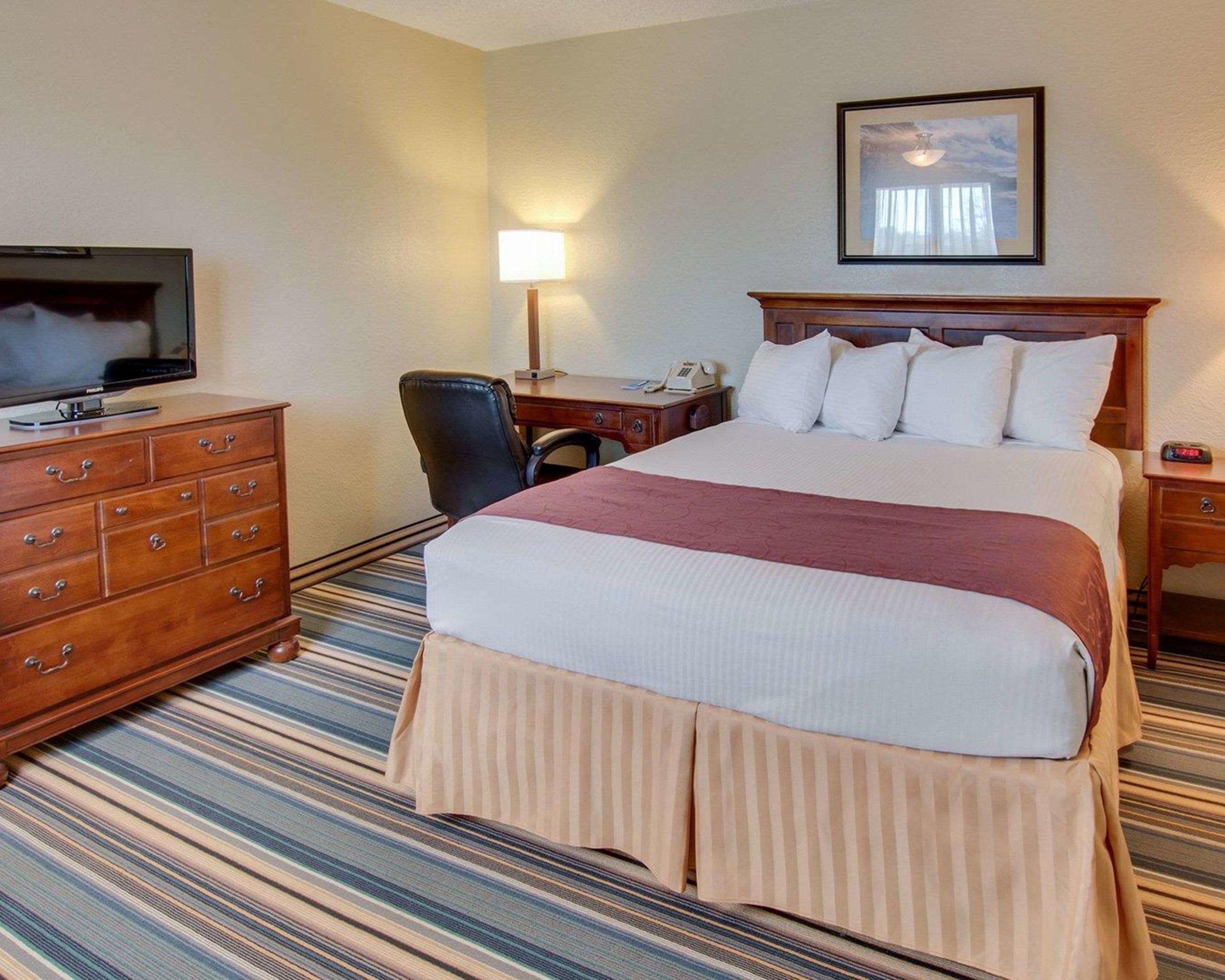 Rodeway Inn — photo 4