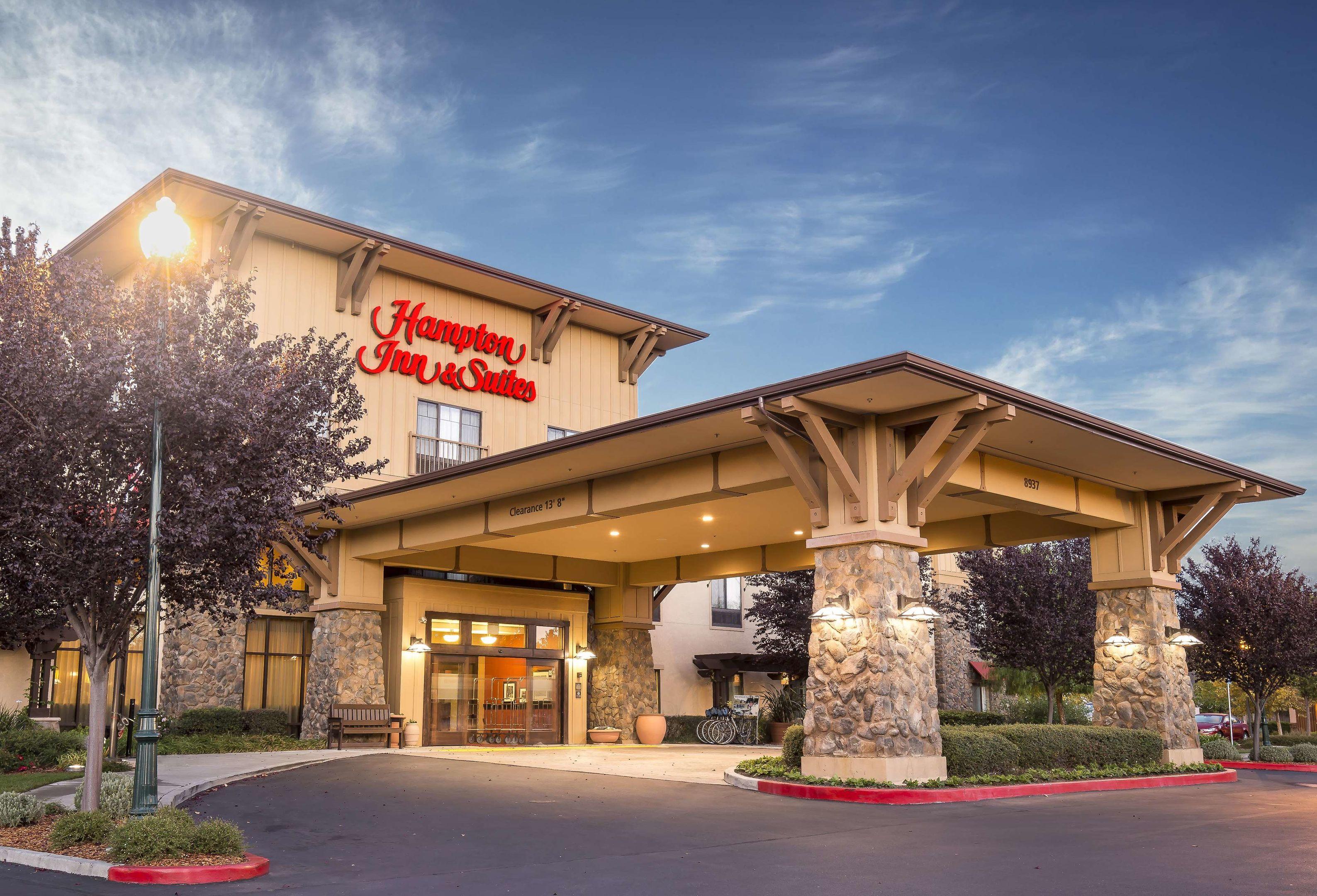Hampton Inn & Suites Windsor- Sonoma Wine Country — photo 3