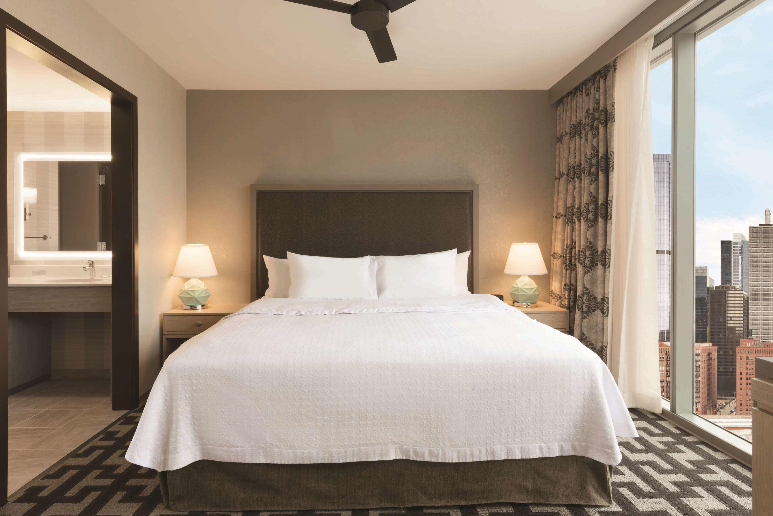 Homewood Suites by Hilton Chicago West Loop — photo 5