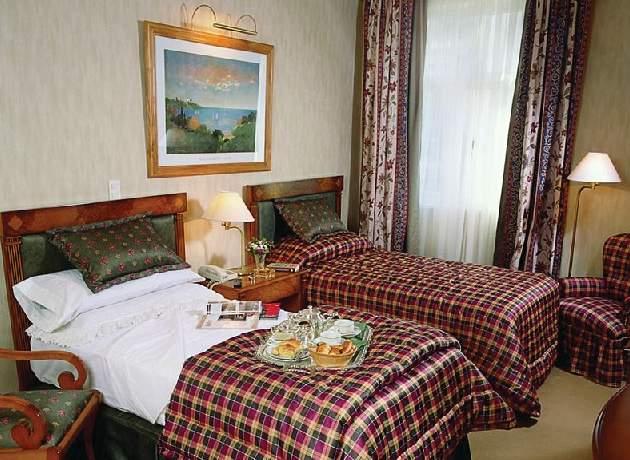 Mayflower Suites — photo 4