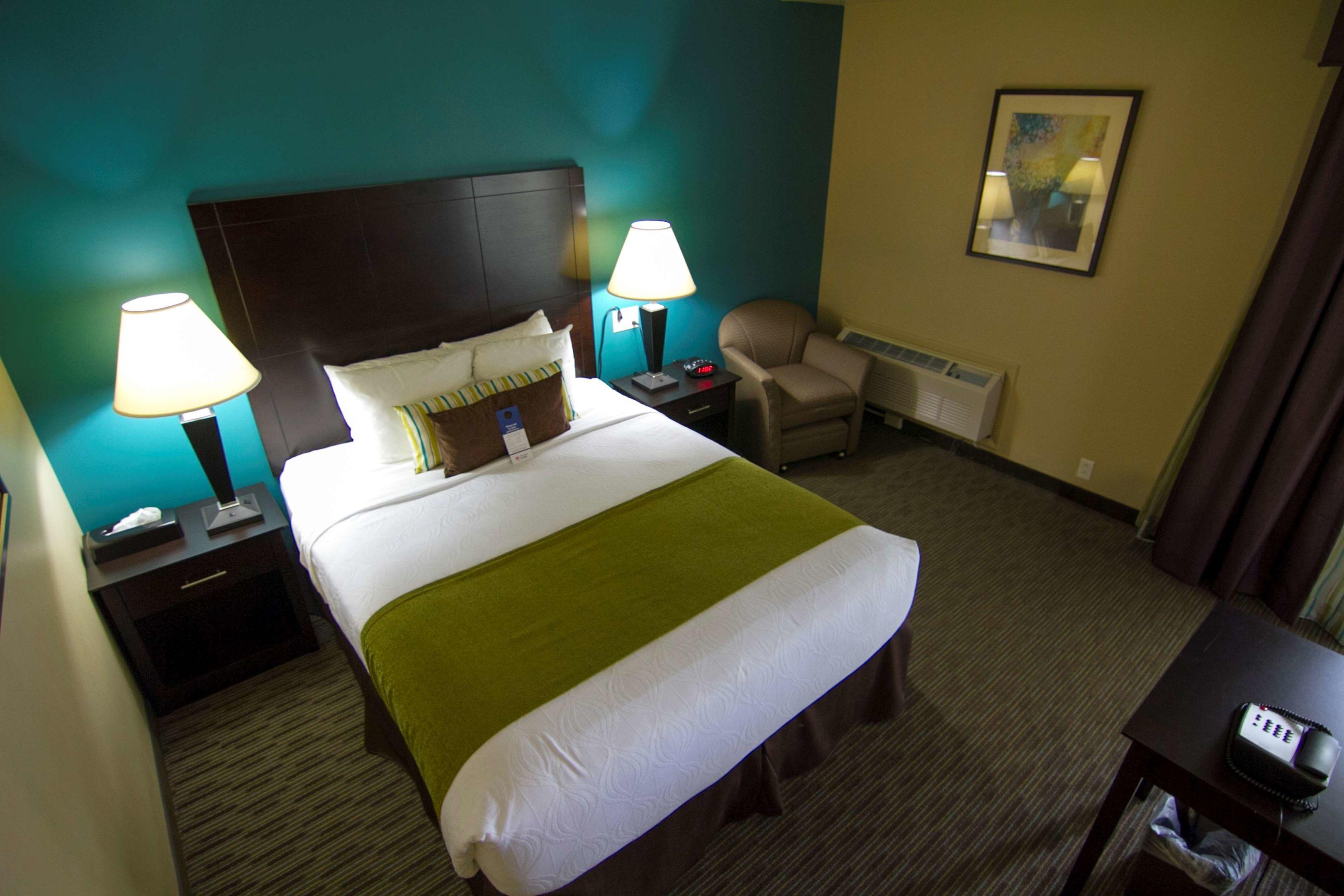 Best Western Plus Plattsburgh — photo 3