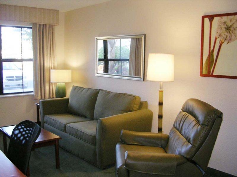 Extended Stay America - Orlando - Maitland - Pembrook Drive — photo 5