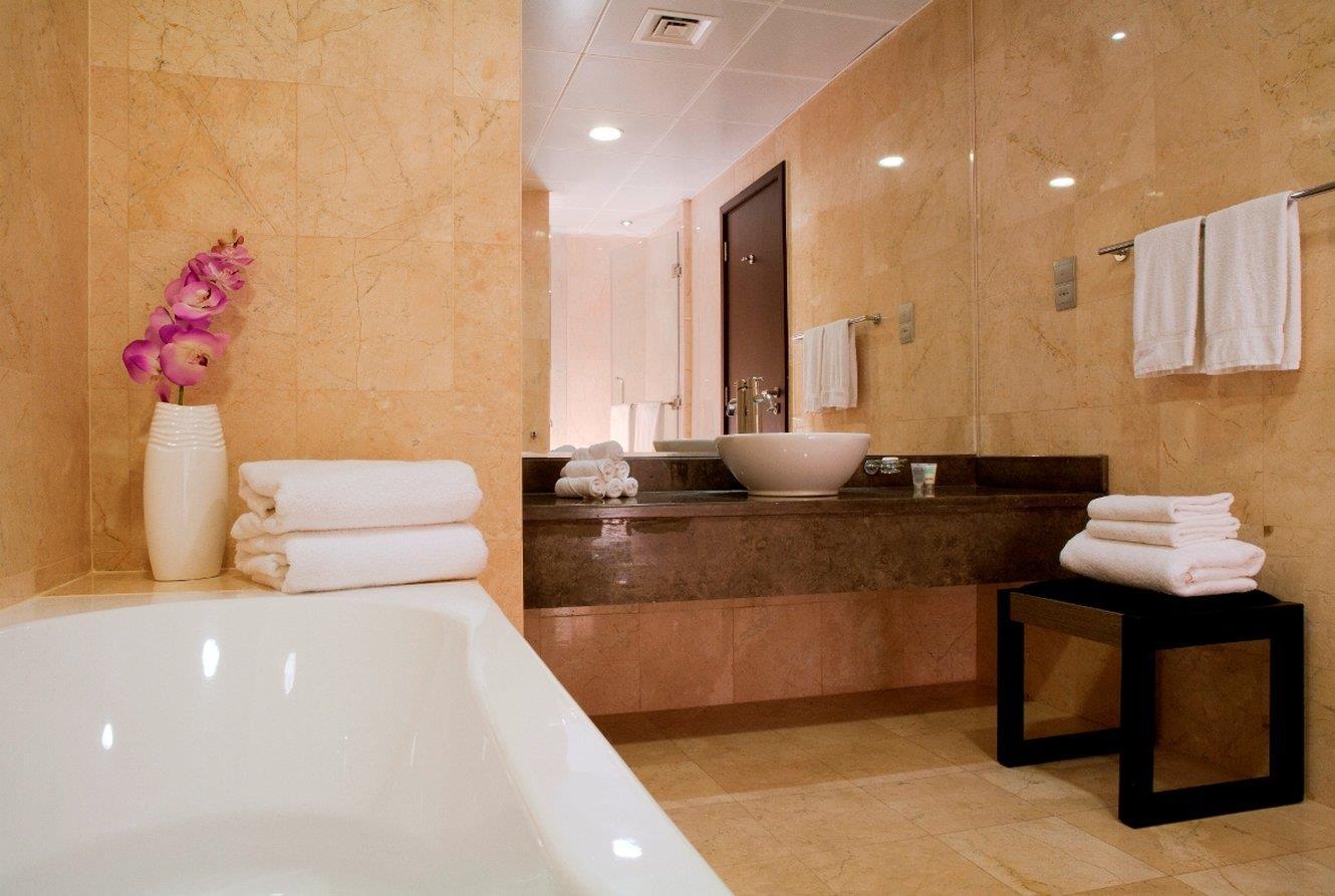Nassima Tower Hotel Apartments — photo 4