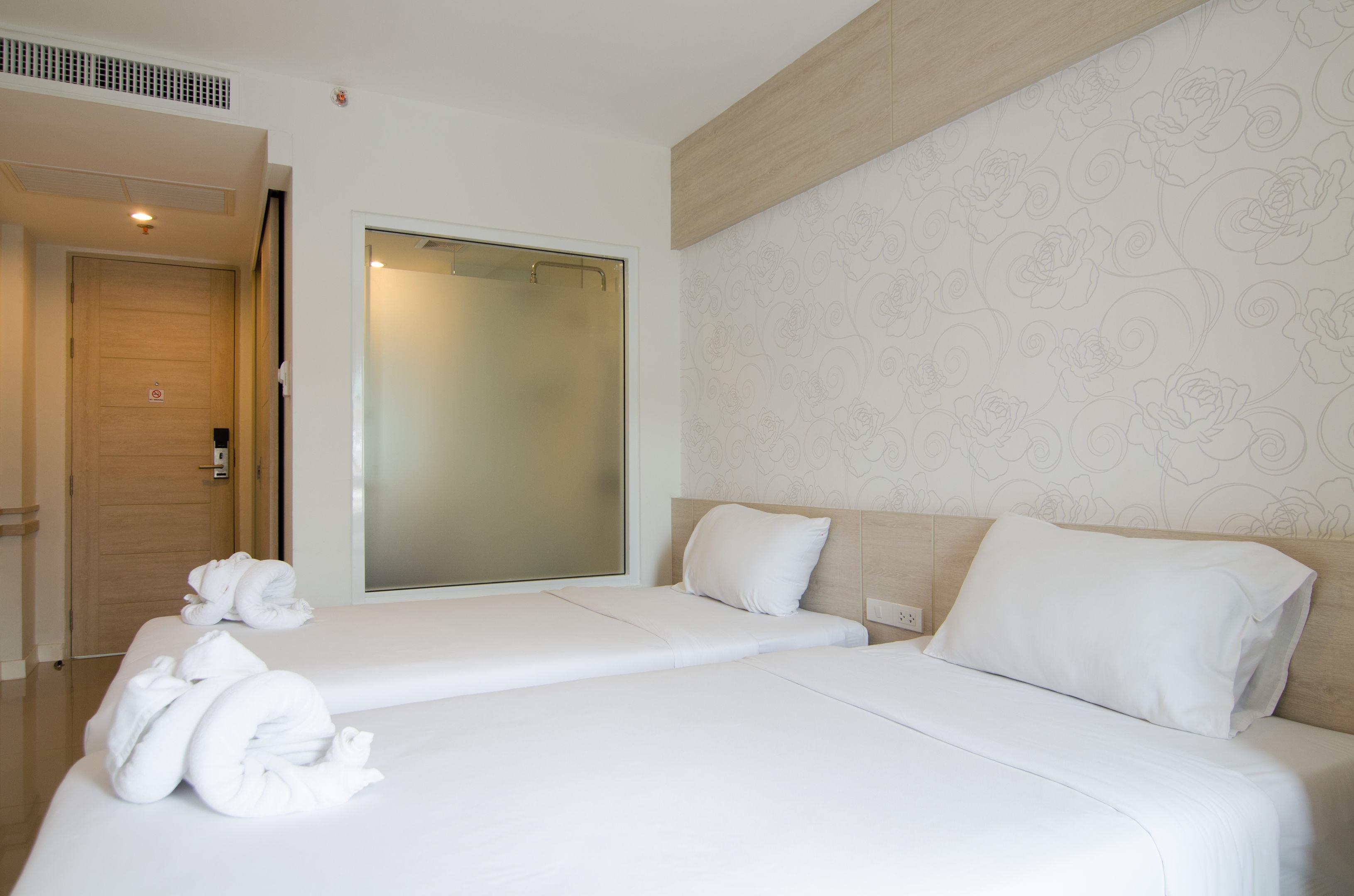 Mirage Express Patong Hotel — photo 3