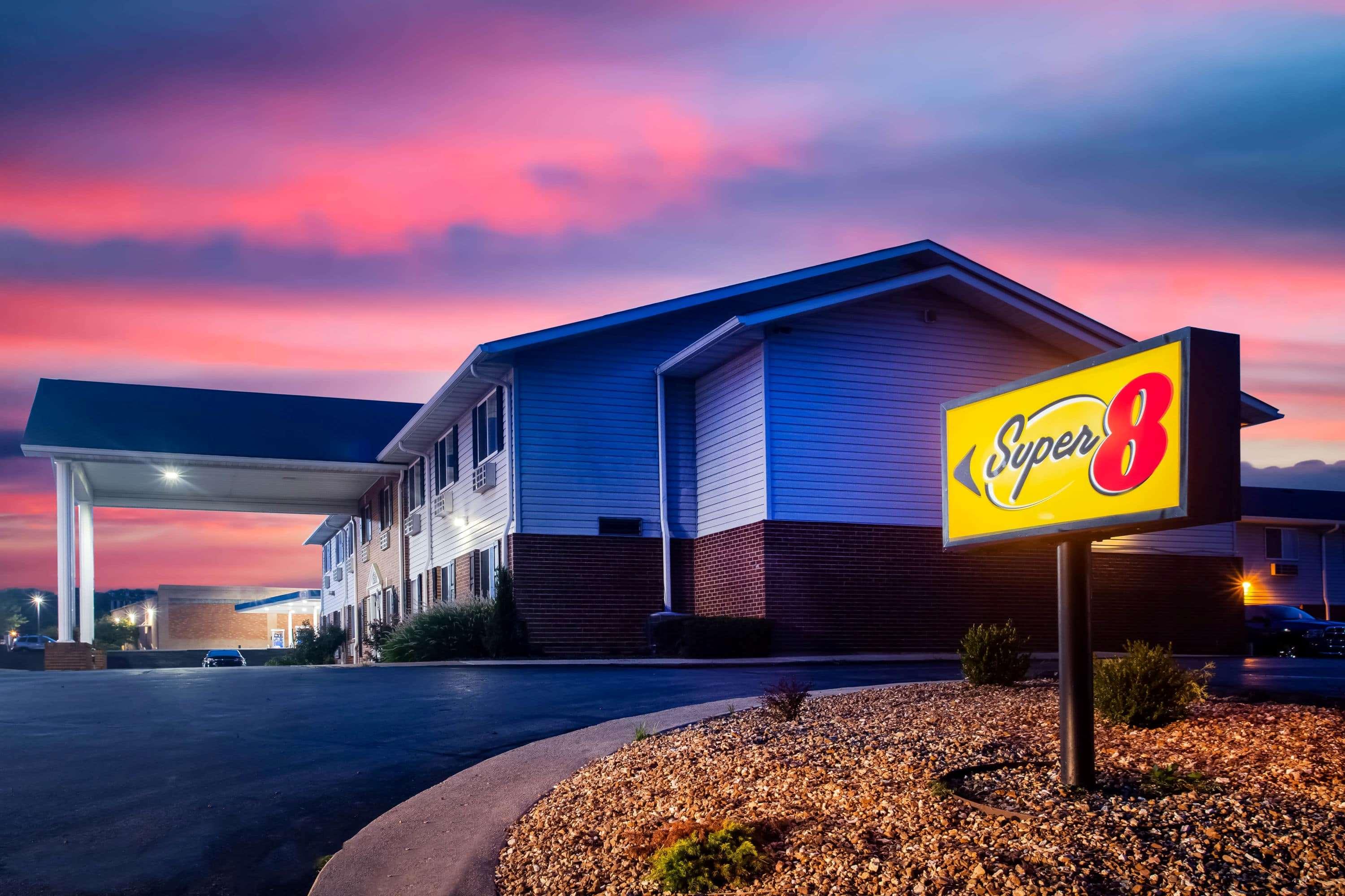 Super 8 by Wyndham Washington — photo 3