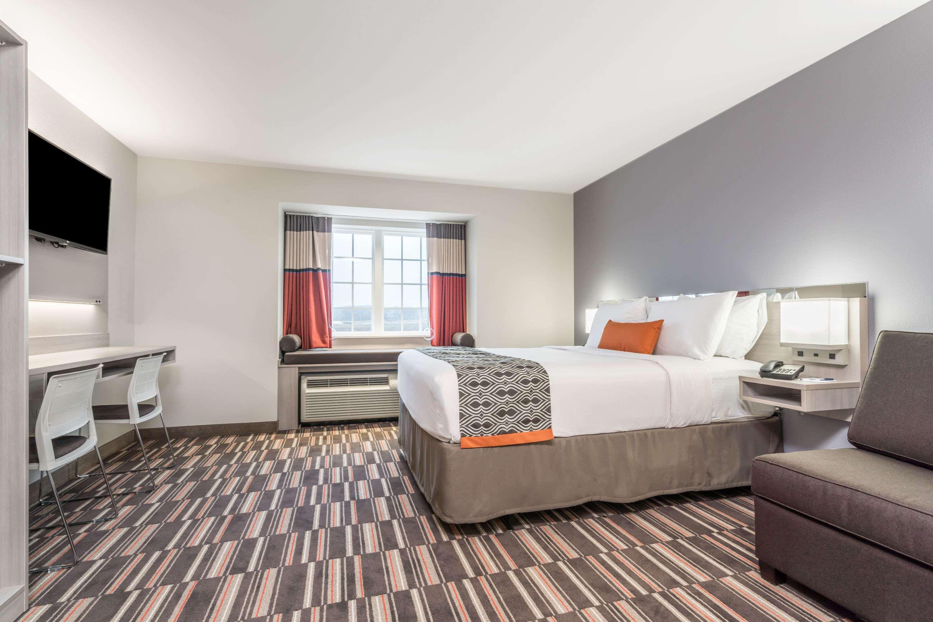 Microtel Inn & Suites by Wyndham Rochester South — photo 4