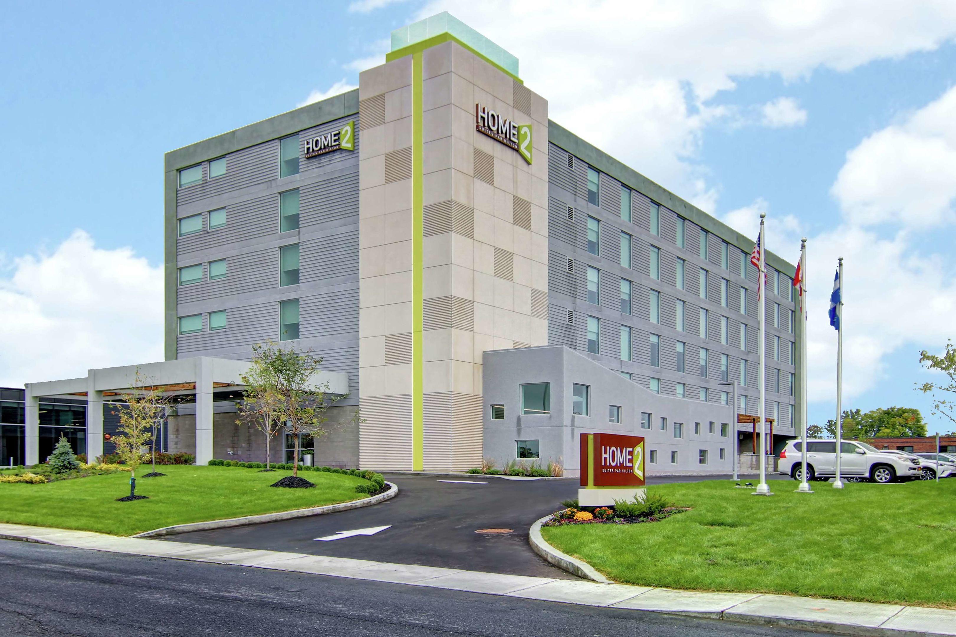 Home2 Suites By Hilton Montreal Dorval — photo 4