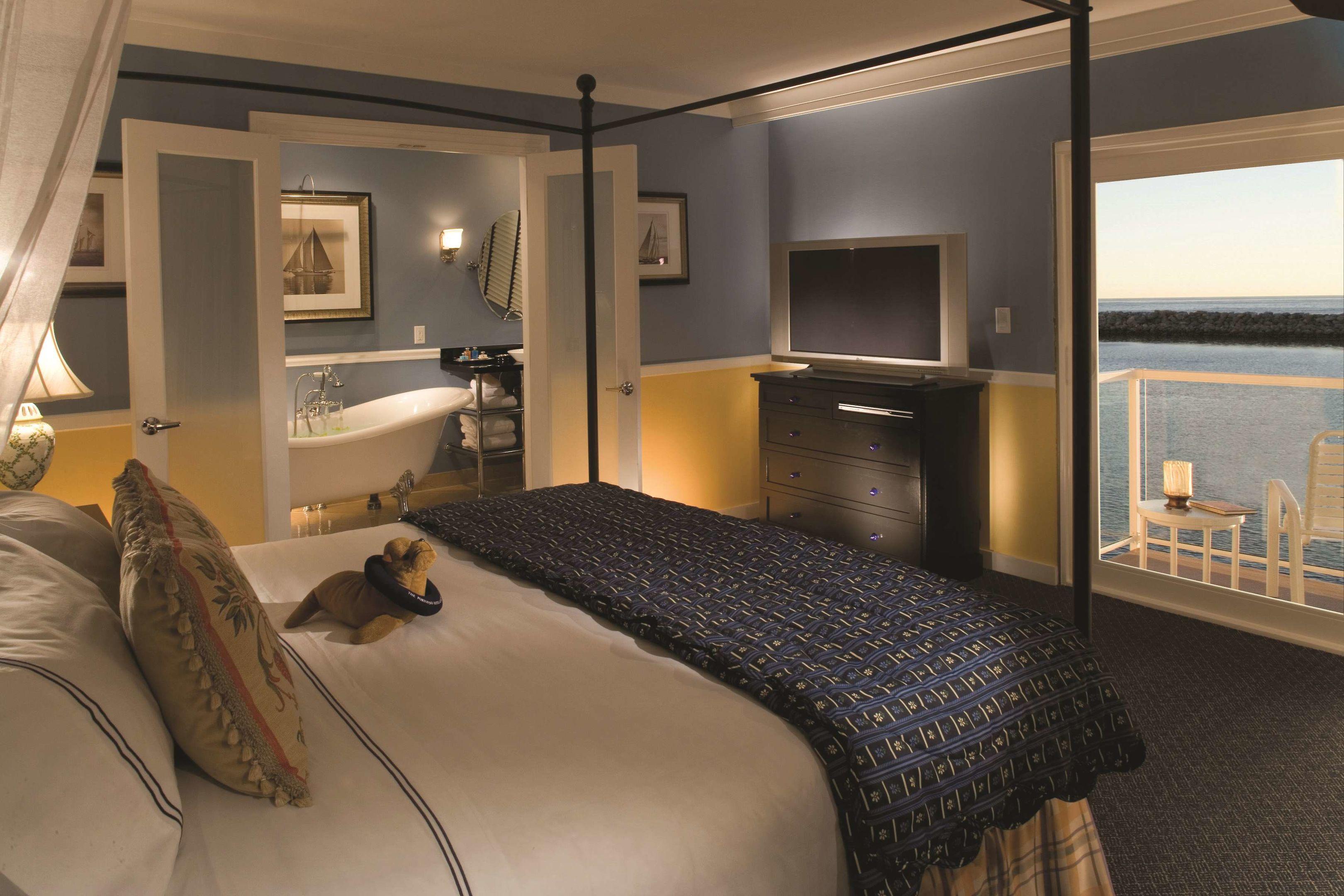 The Portofino Hotel & Marina — photo 4