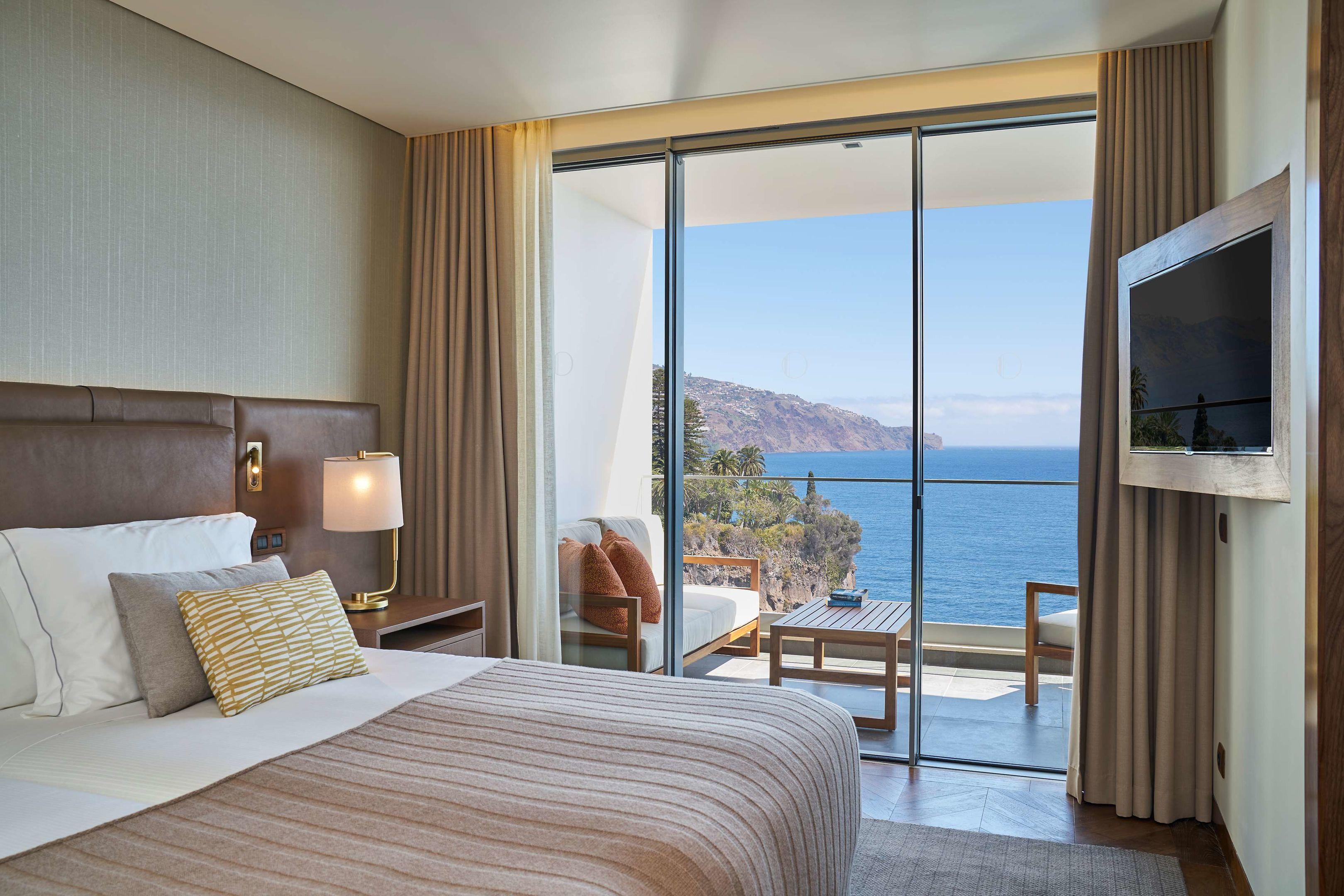 Les Suites At The Cliff Bay — photo 4
