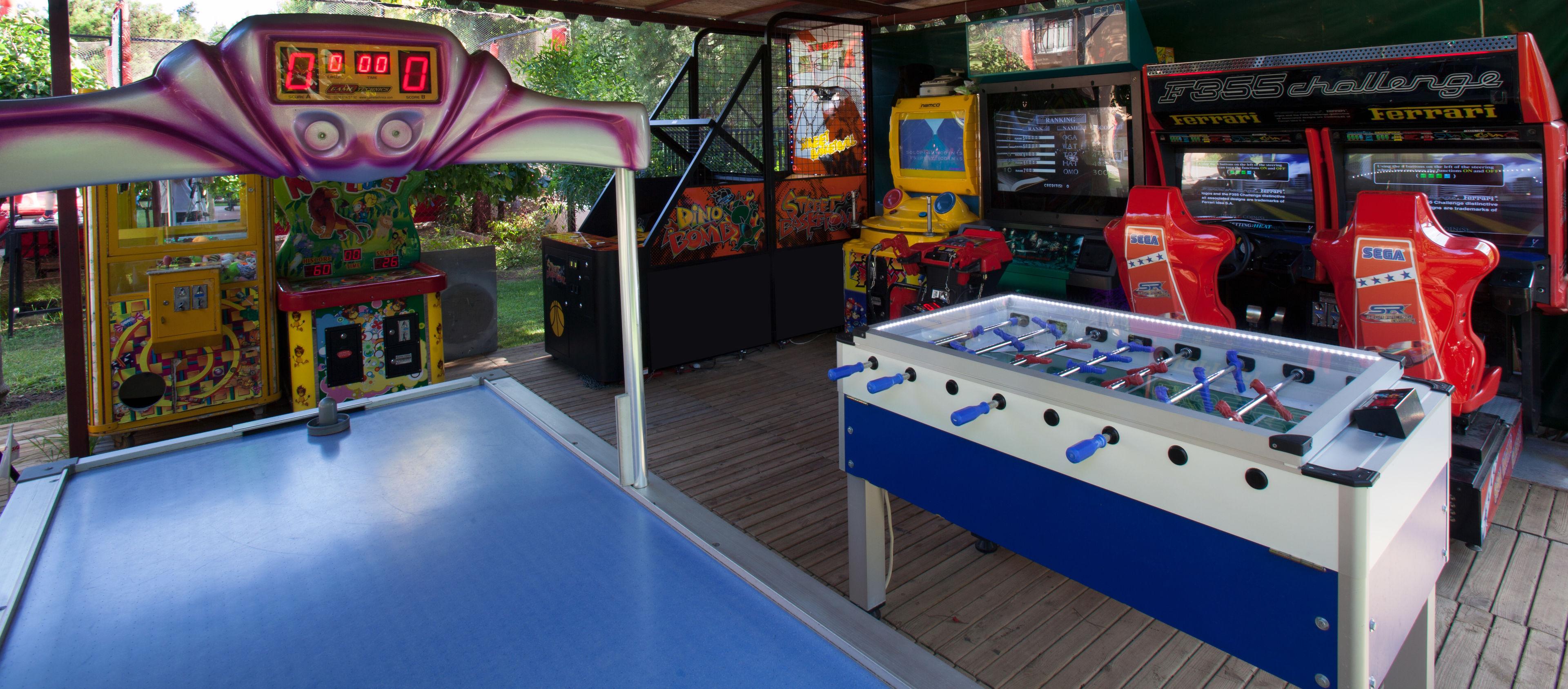 Pirate's Beach Club — photo 5